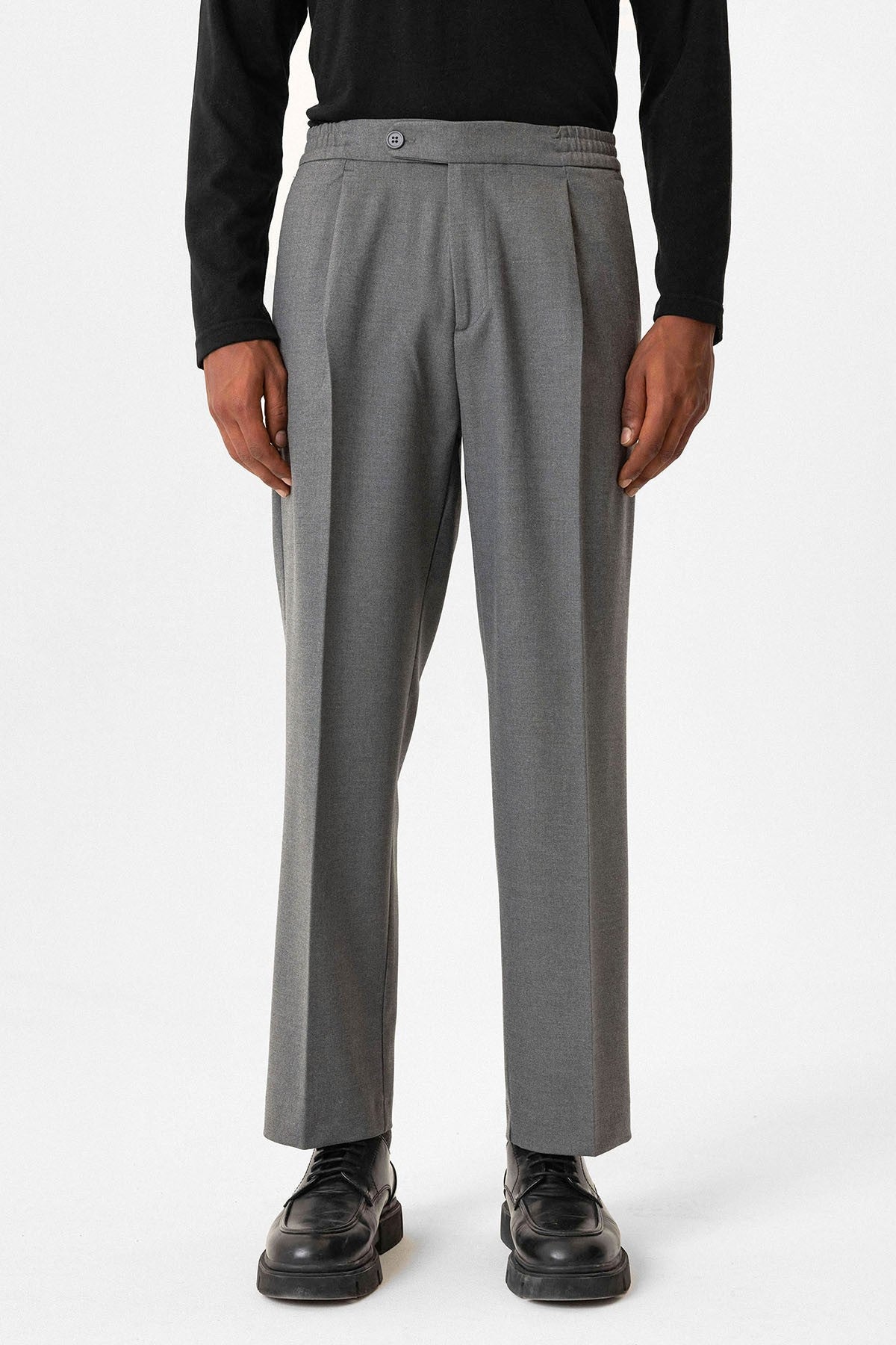 Antioch Elastic-Waist Baggy Men's Pants