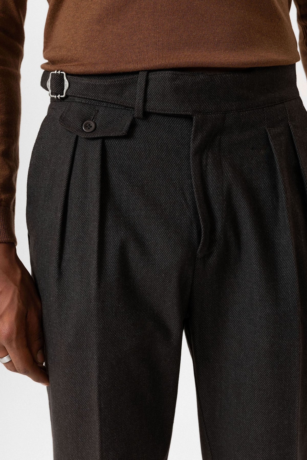 Antioch Toka Detailed High-Waisted Men's Pants