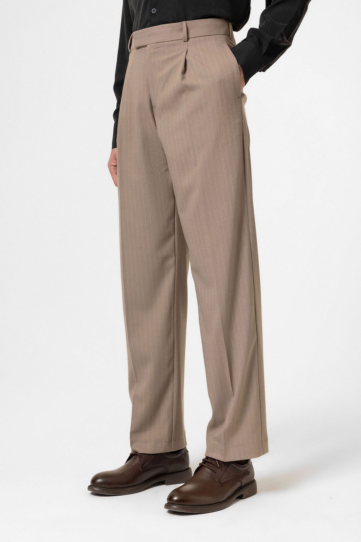 Antioch Striped Relaxed-Fit Men's Pants
