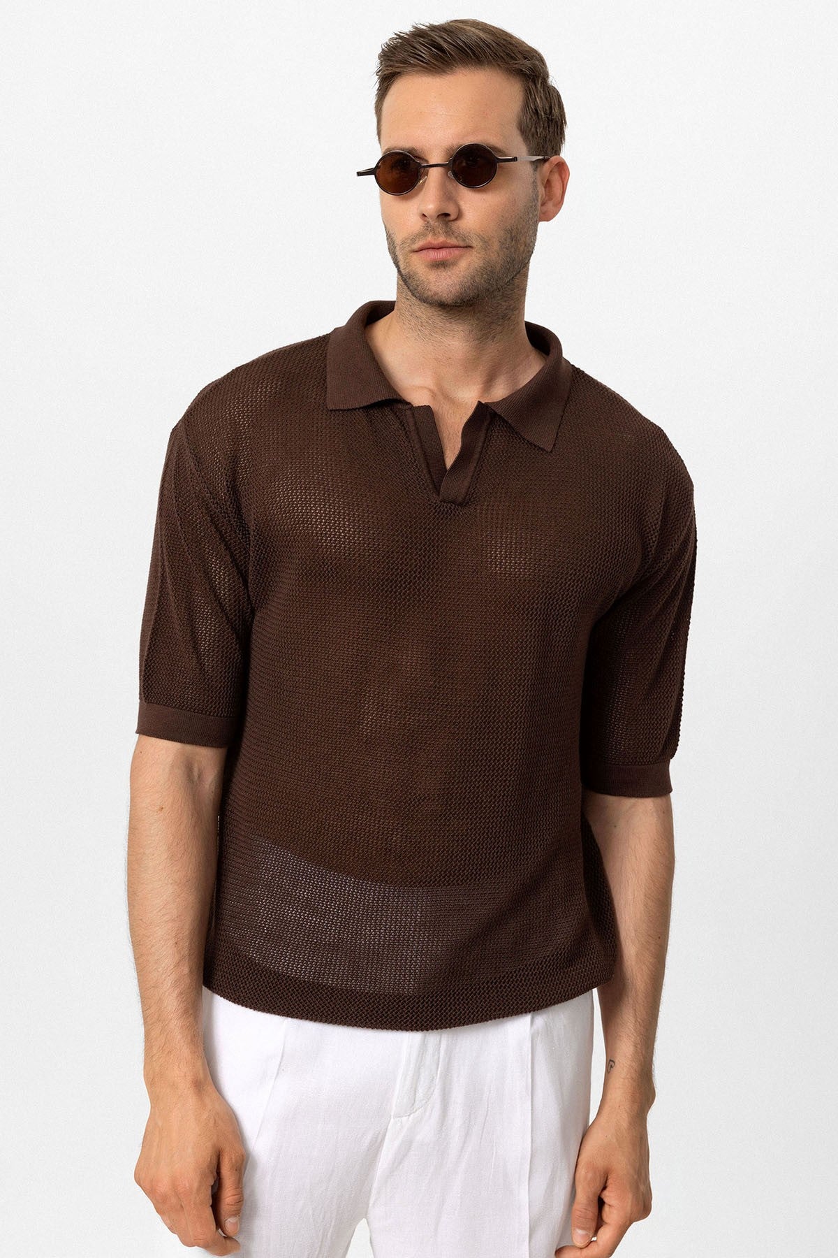 Men's Polo-Neck Openwork T-Shirt