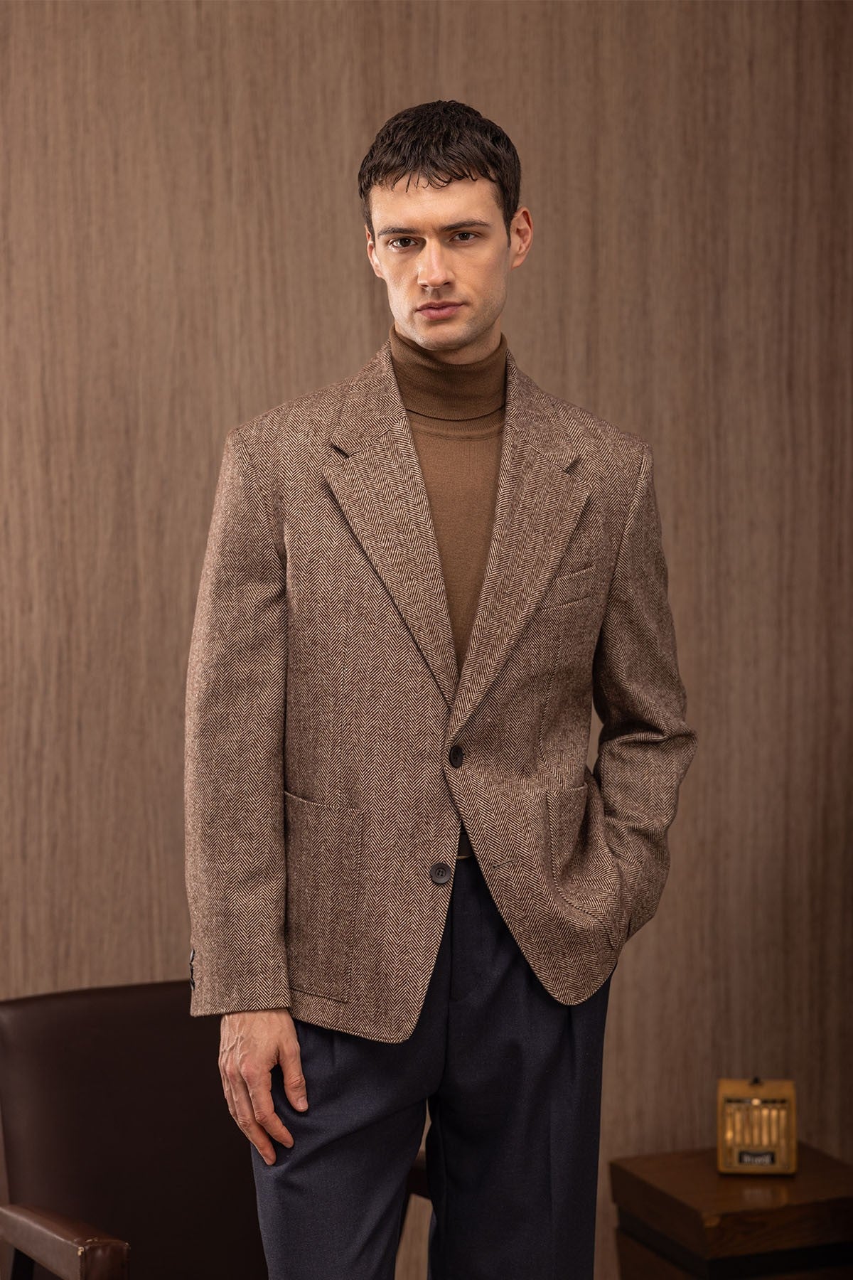 Antioch Slim-Fit Herringbone-Patterned Men's Blazer