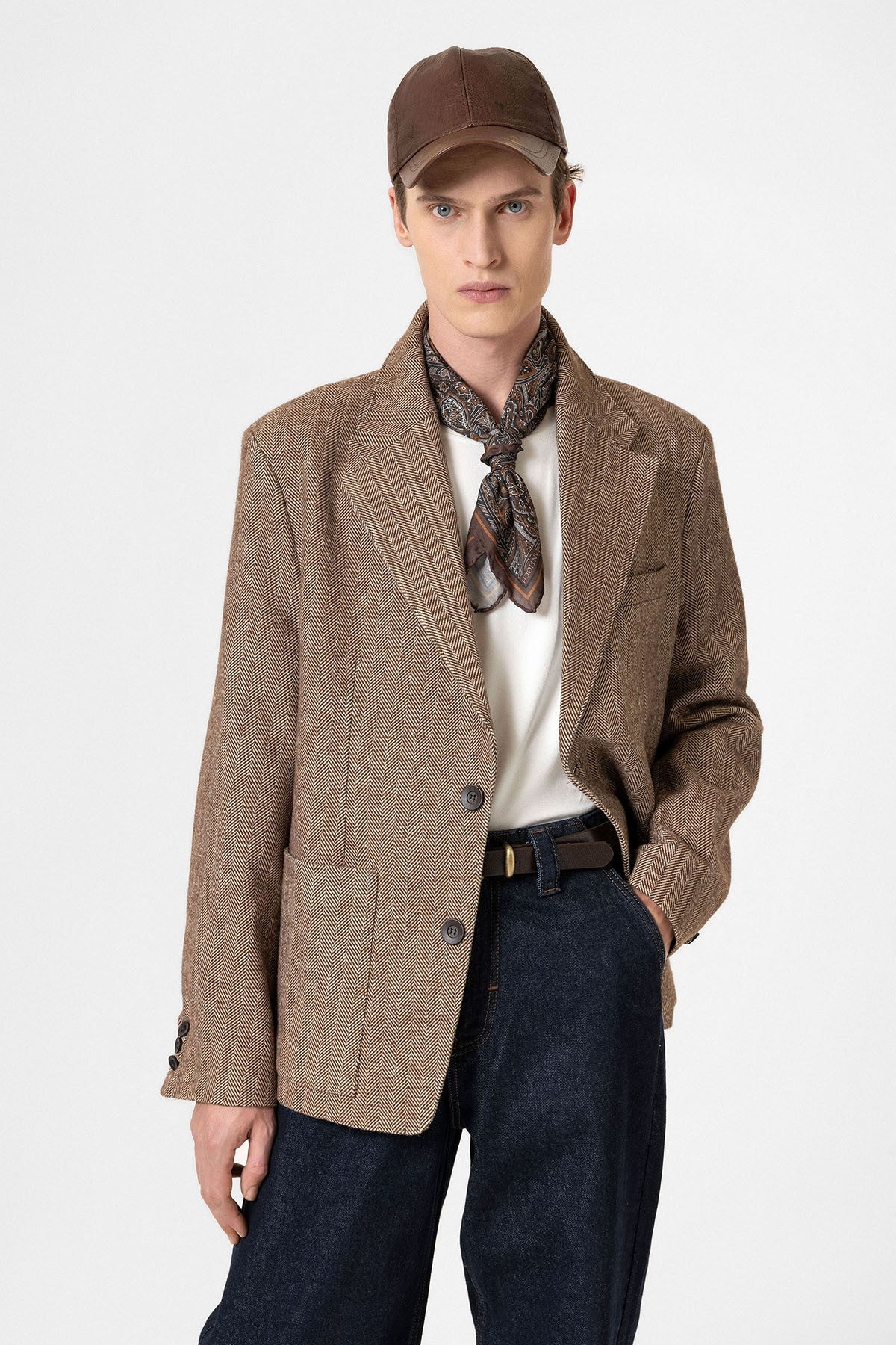 Antioch Oversized Men's Blazer with Herringbone Pattern