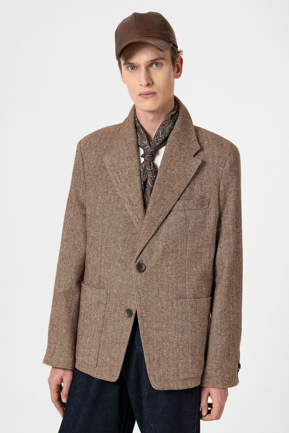 Antioch Oversized Men's Blazer with Herringbone Pattern