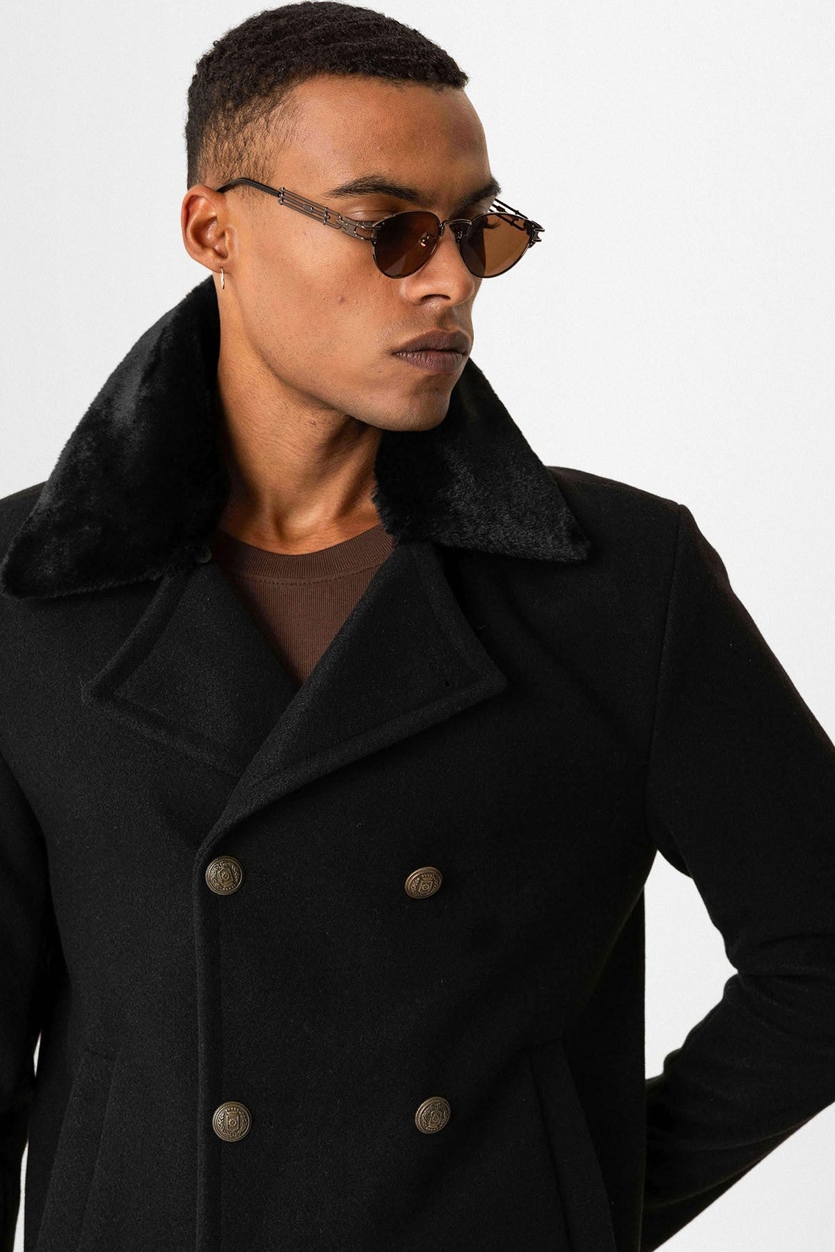 Antioch Men's Coat with Fur Collar and Double-Breasted Closure