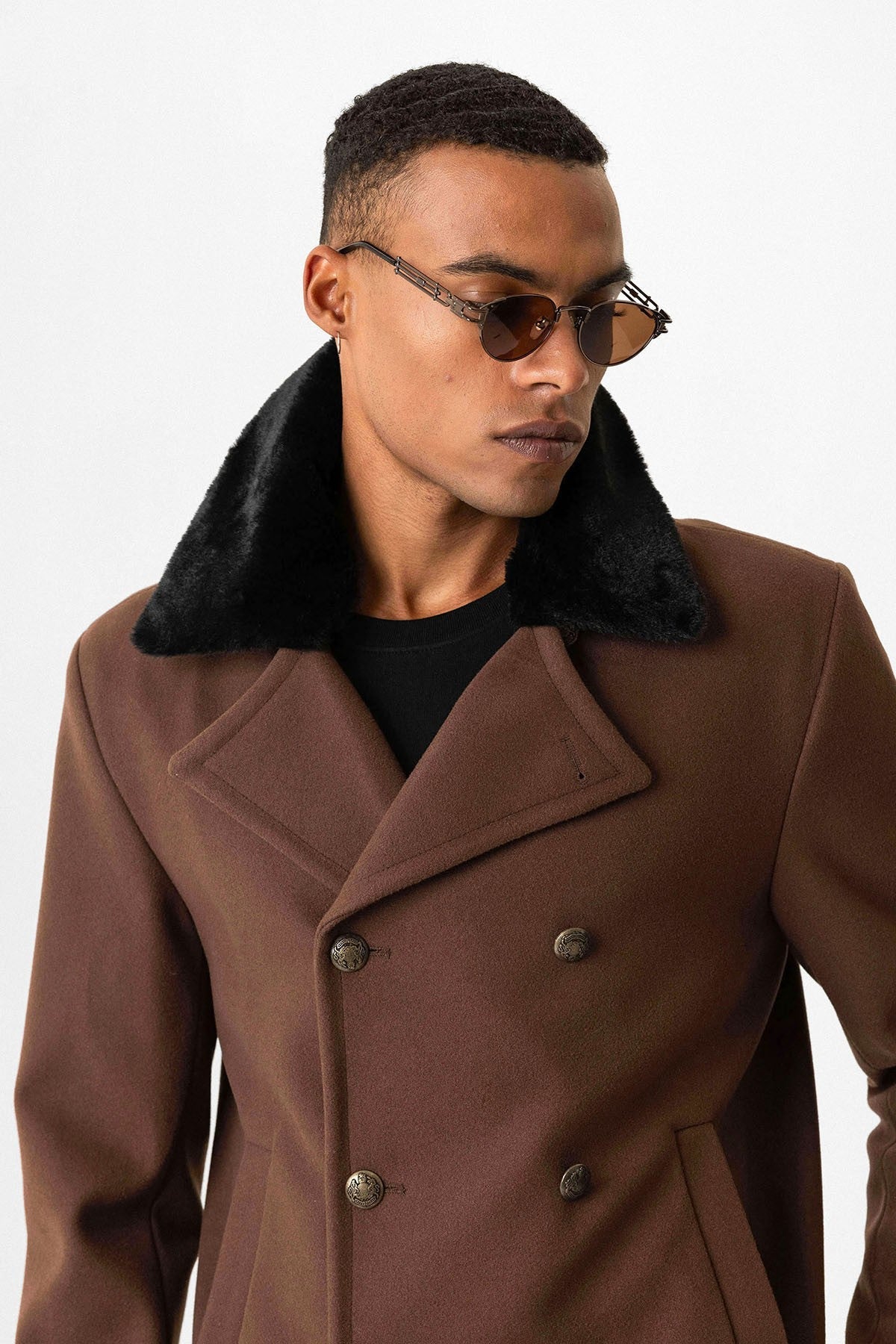 Antioch Men's Coat with Fur Collar and Double-Breasted Closure