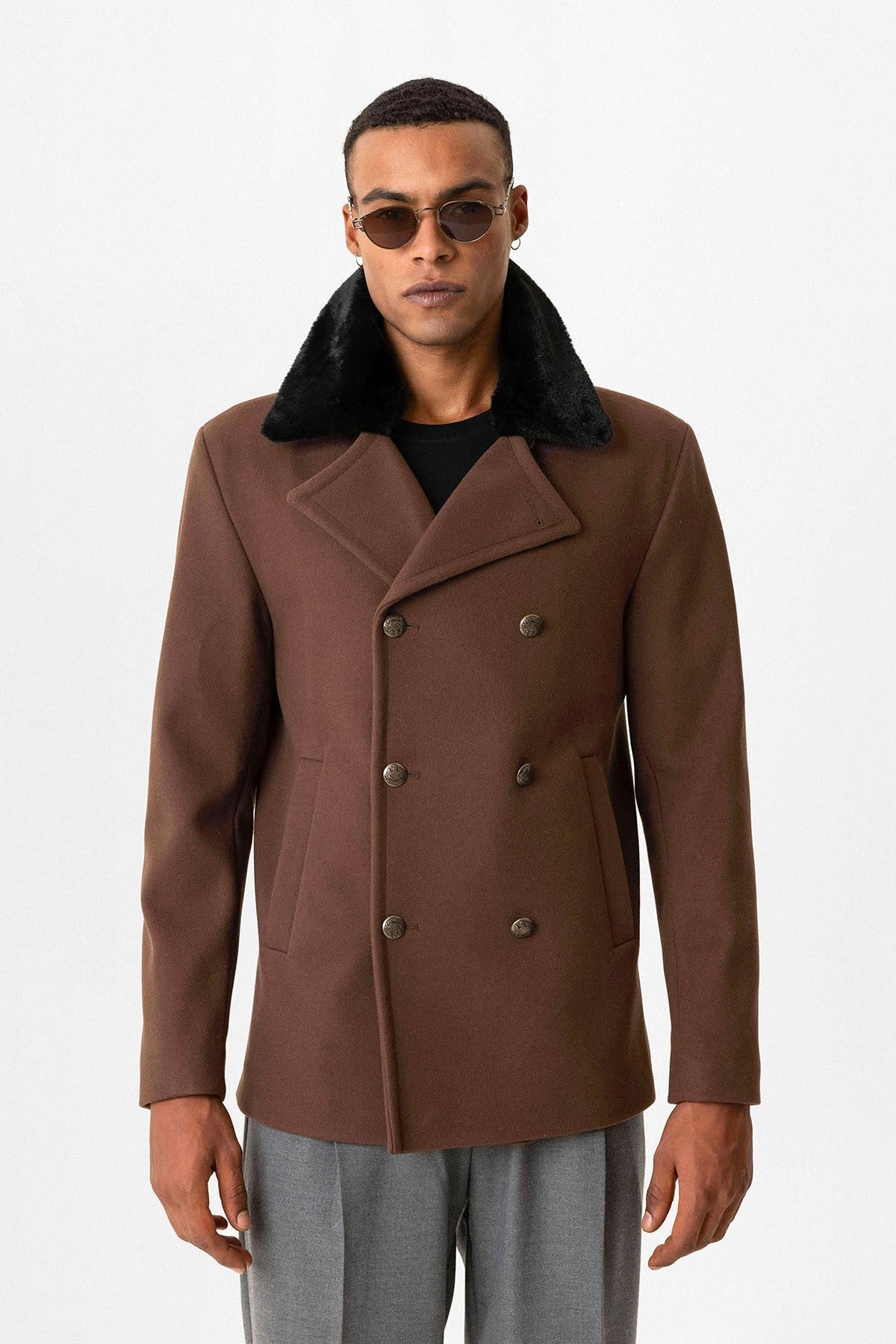 Antioch Men's Coat with Fur Collar and Double-Breasted Closure