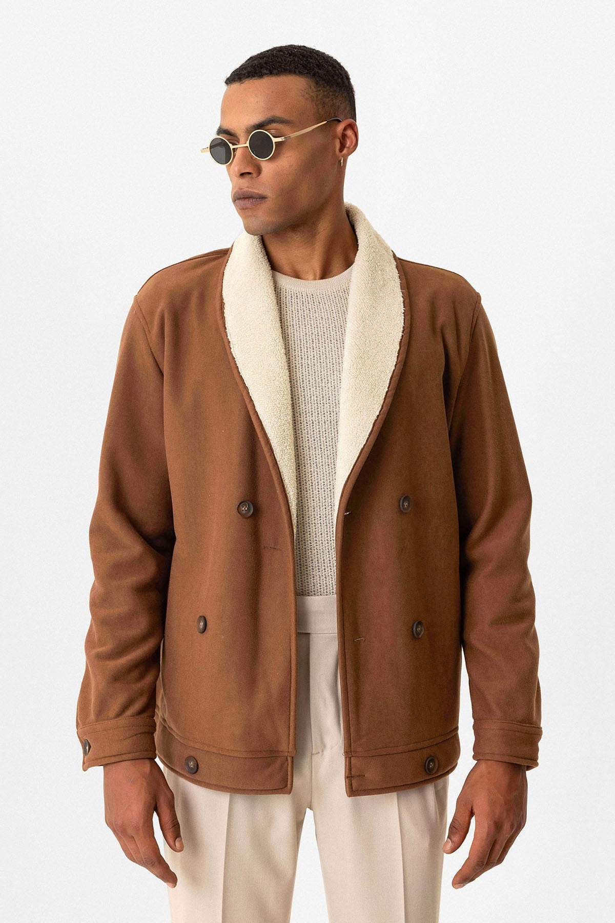 Antioch Men's Jacket with Contrast Collar and Lining Details