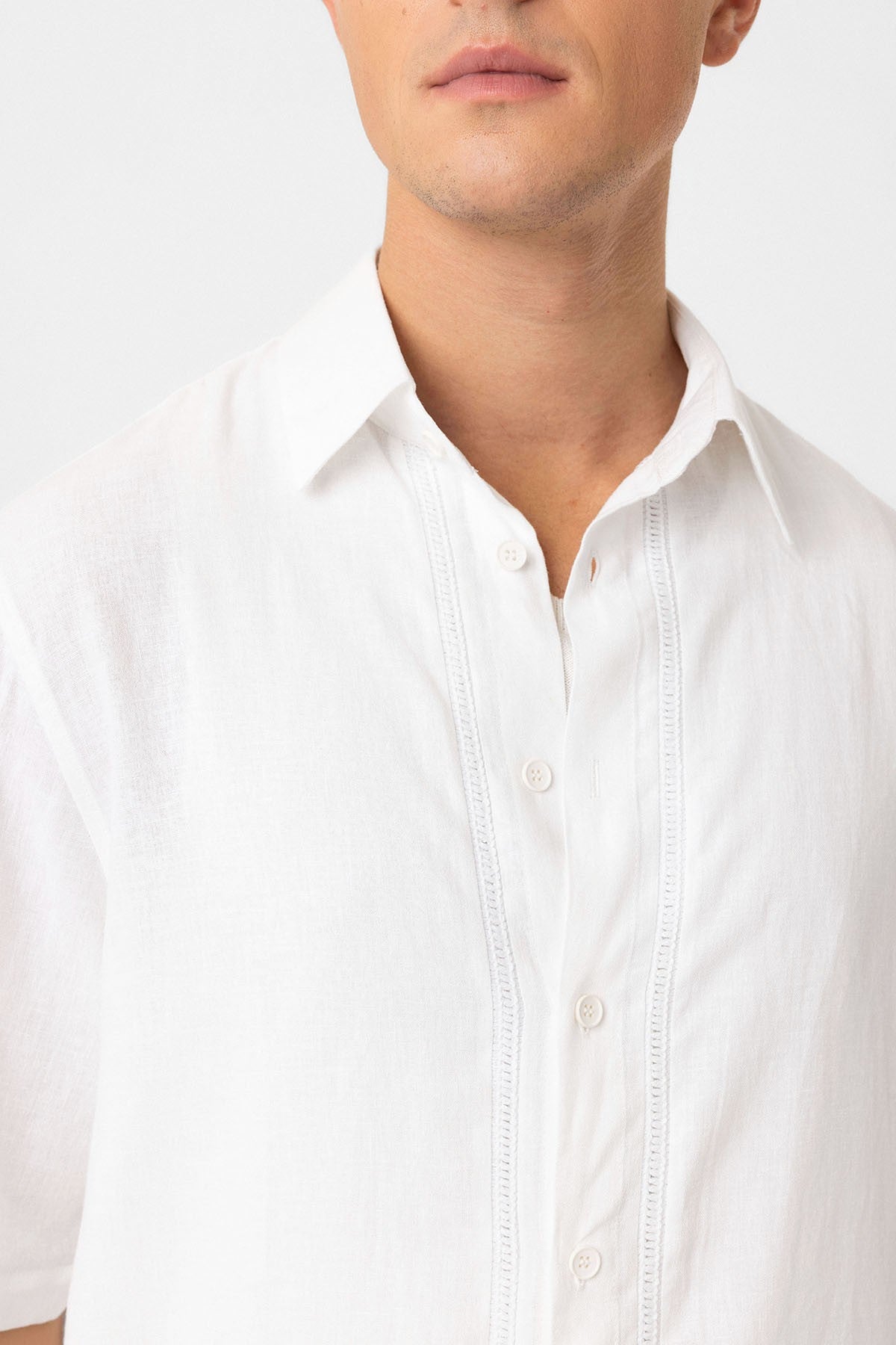 Antioch Linen-Blend Relaxed-Fit Men's Shirt