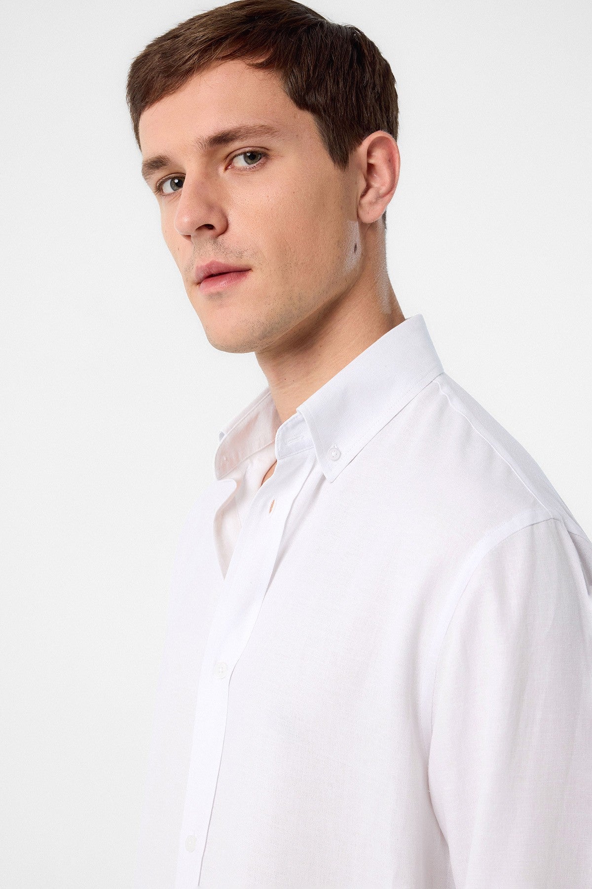 Antioch Relax Fit Men's Linen-Blend Shirt