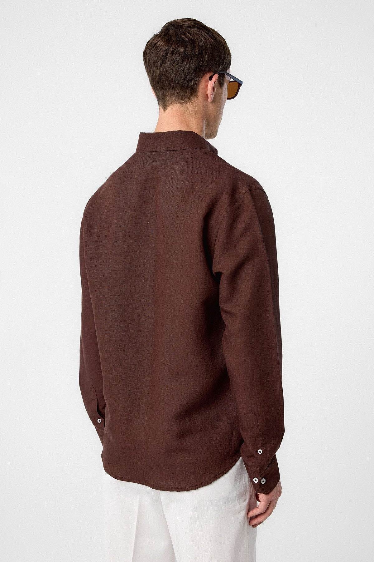 Antioch Men's Linen-Blend Button-Down Shirt