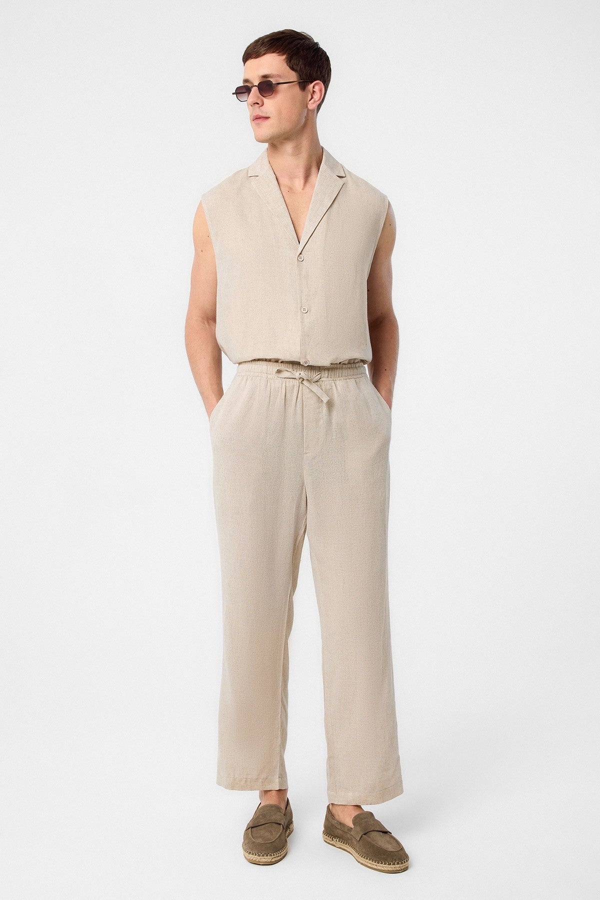 Antioch Linen-Blend Sleeveless Men's Shirt