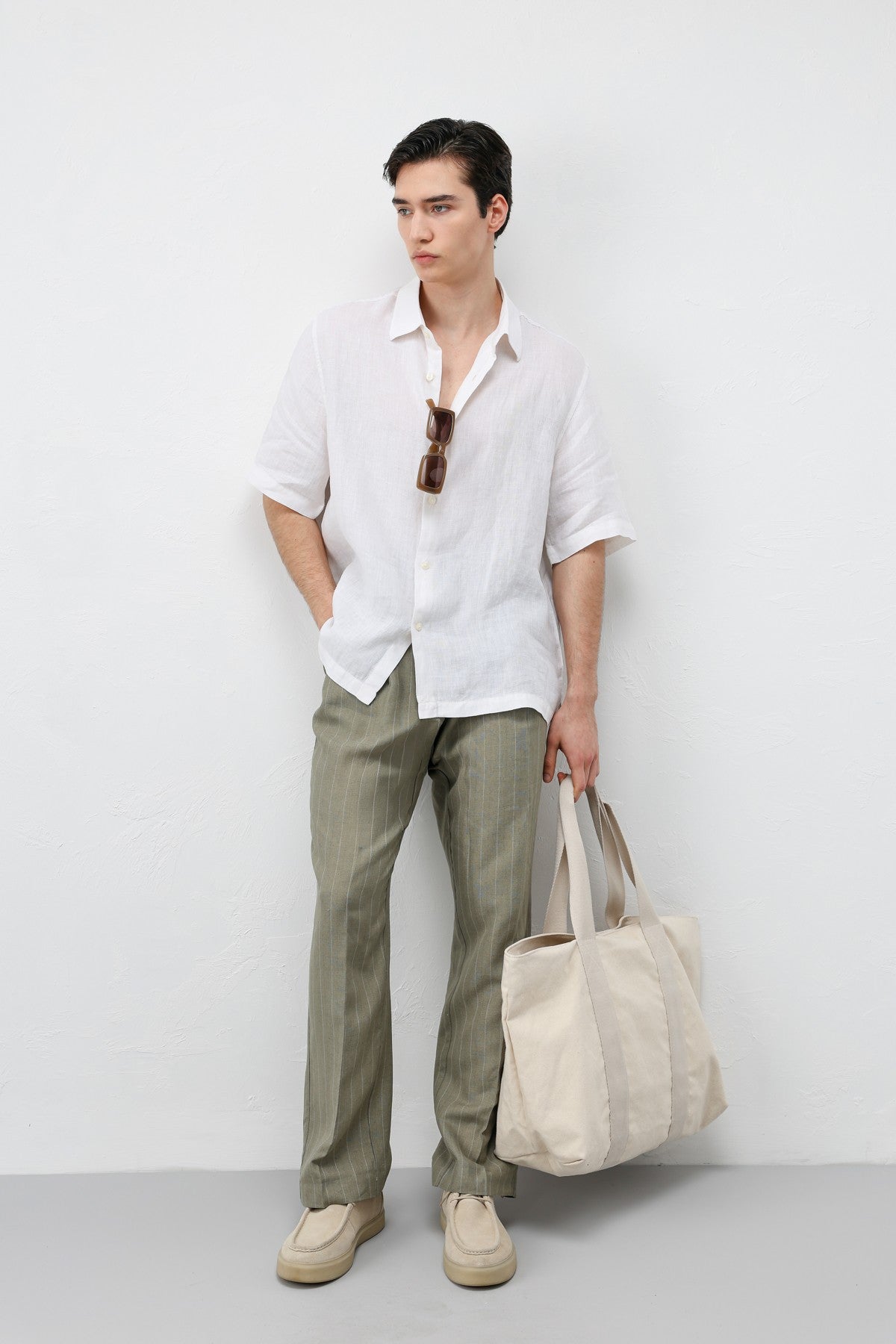 Antioch 100% Linen Relaxed-Fit Men's Shirt