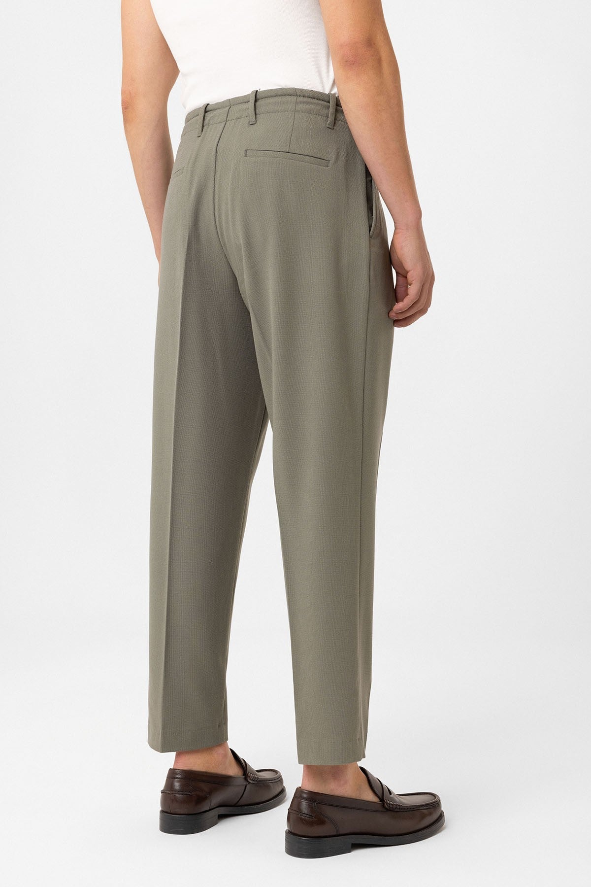 Men's Relaxed-Fit Jogger Pants