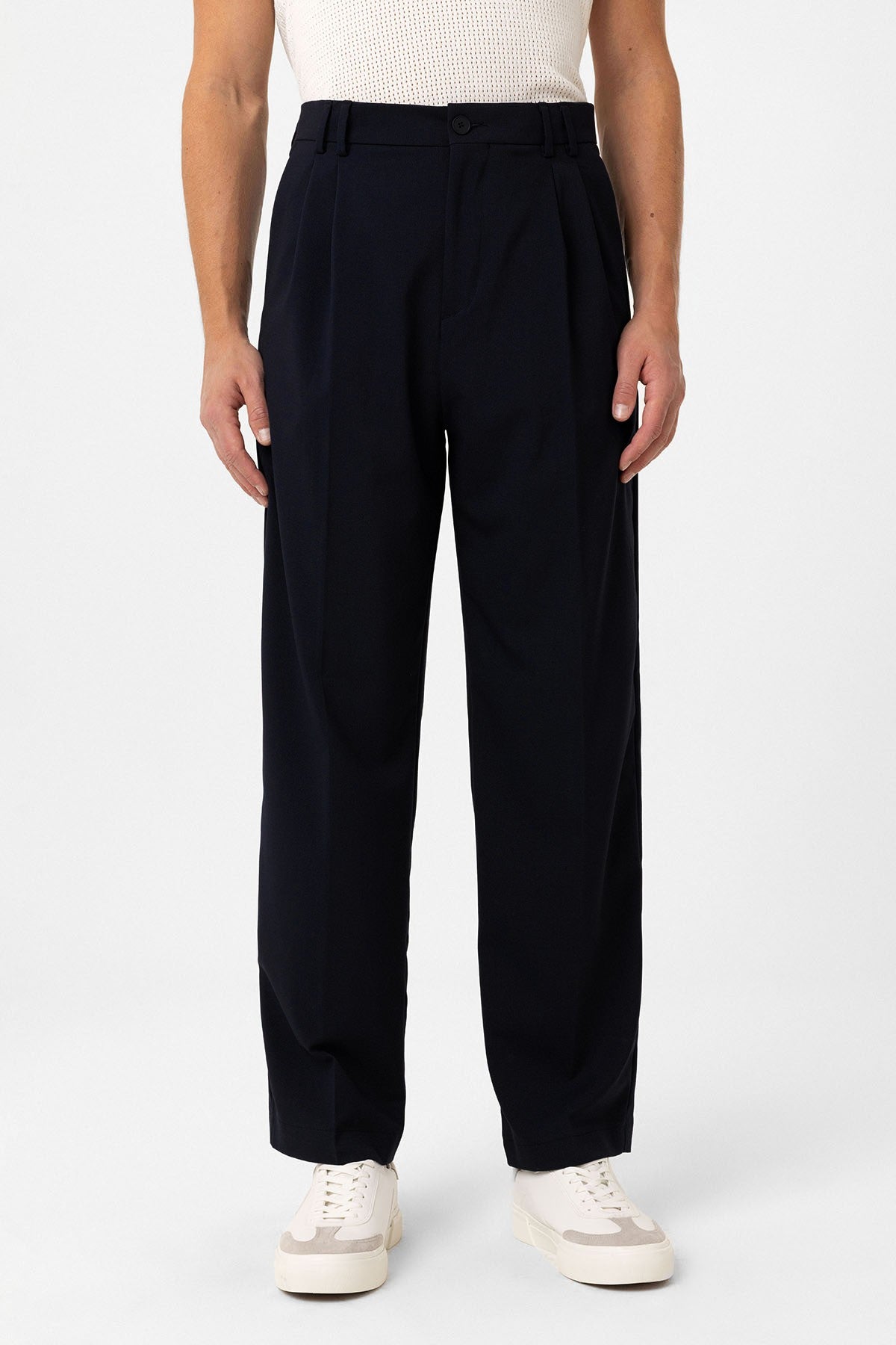 Men's Double-Pleated Baggy-Fit Pants