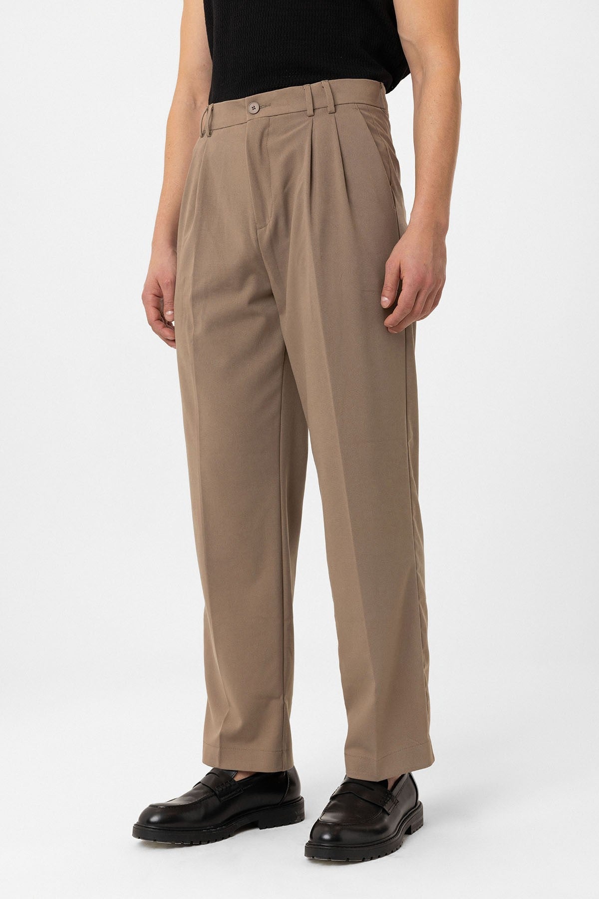 Men's Double-Pleated Baggy-Fit Pants