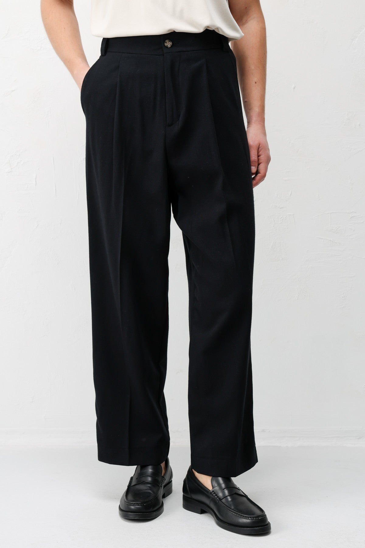 High-Waisted Pleated Relaxed-Fit Men's Pants