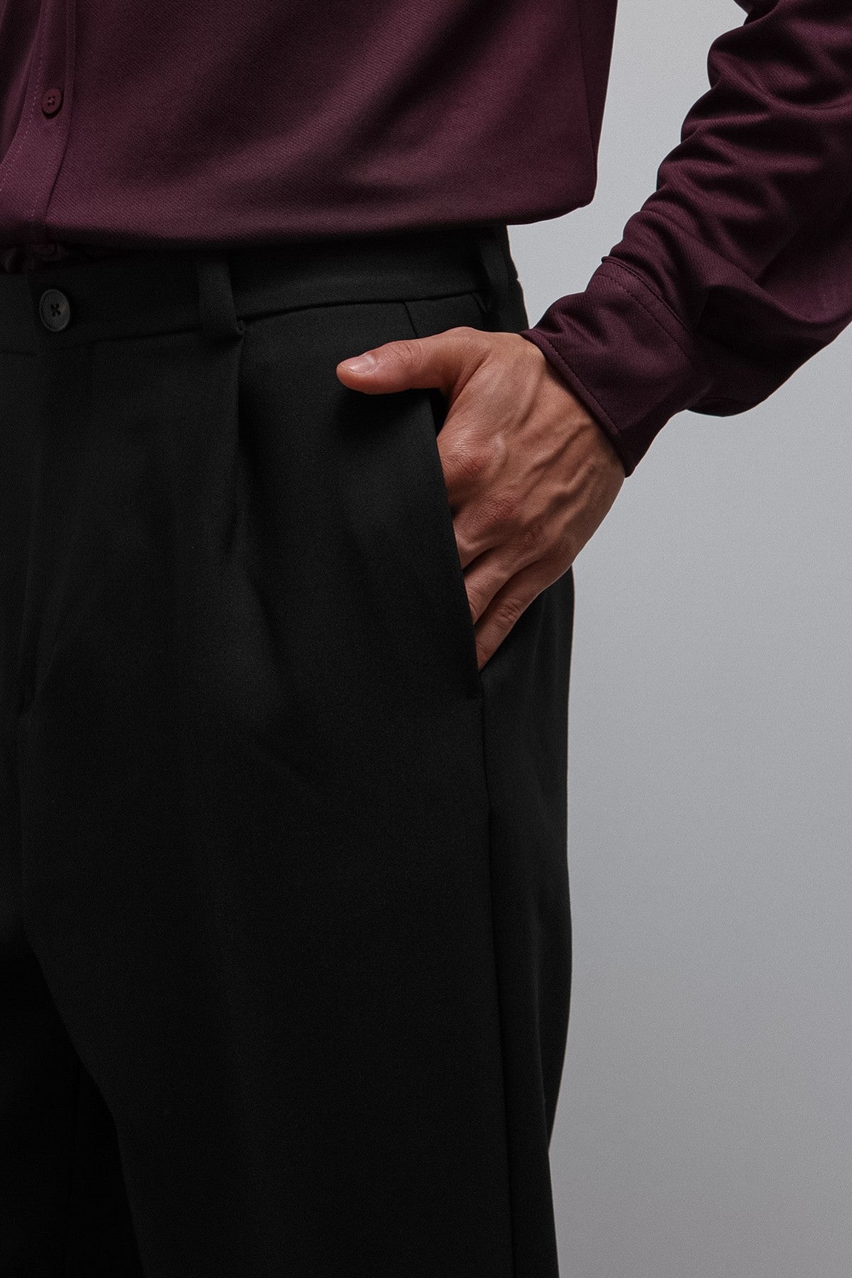 Antioch Relax Fit Baggy Pleated Men's Pants
