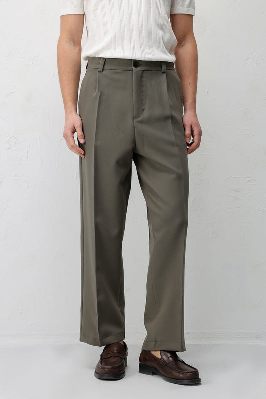 Antioch Relax Fit Baggy Pleated Men's Pants