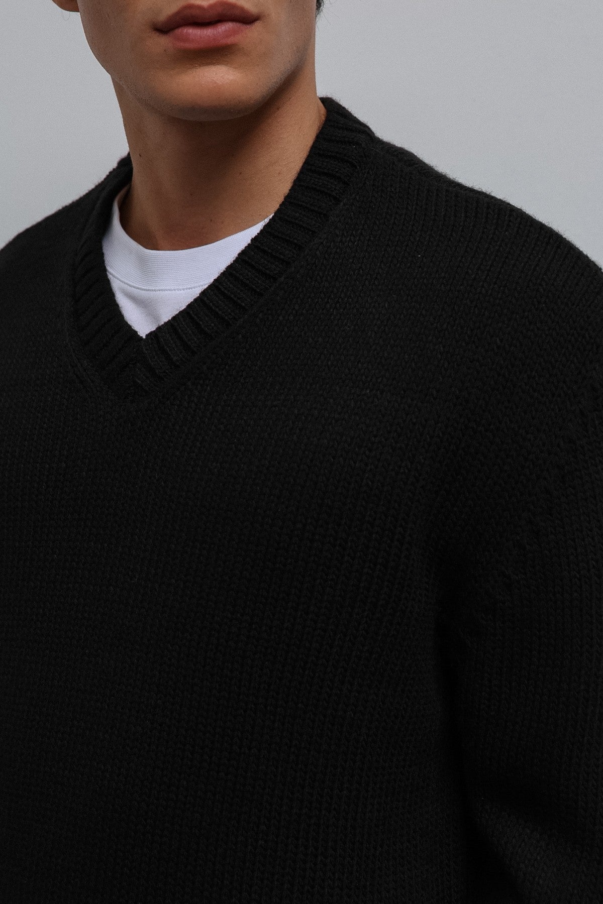 Men's V-Neck Sweater with Antioch Texture