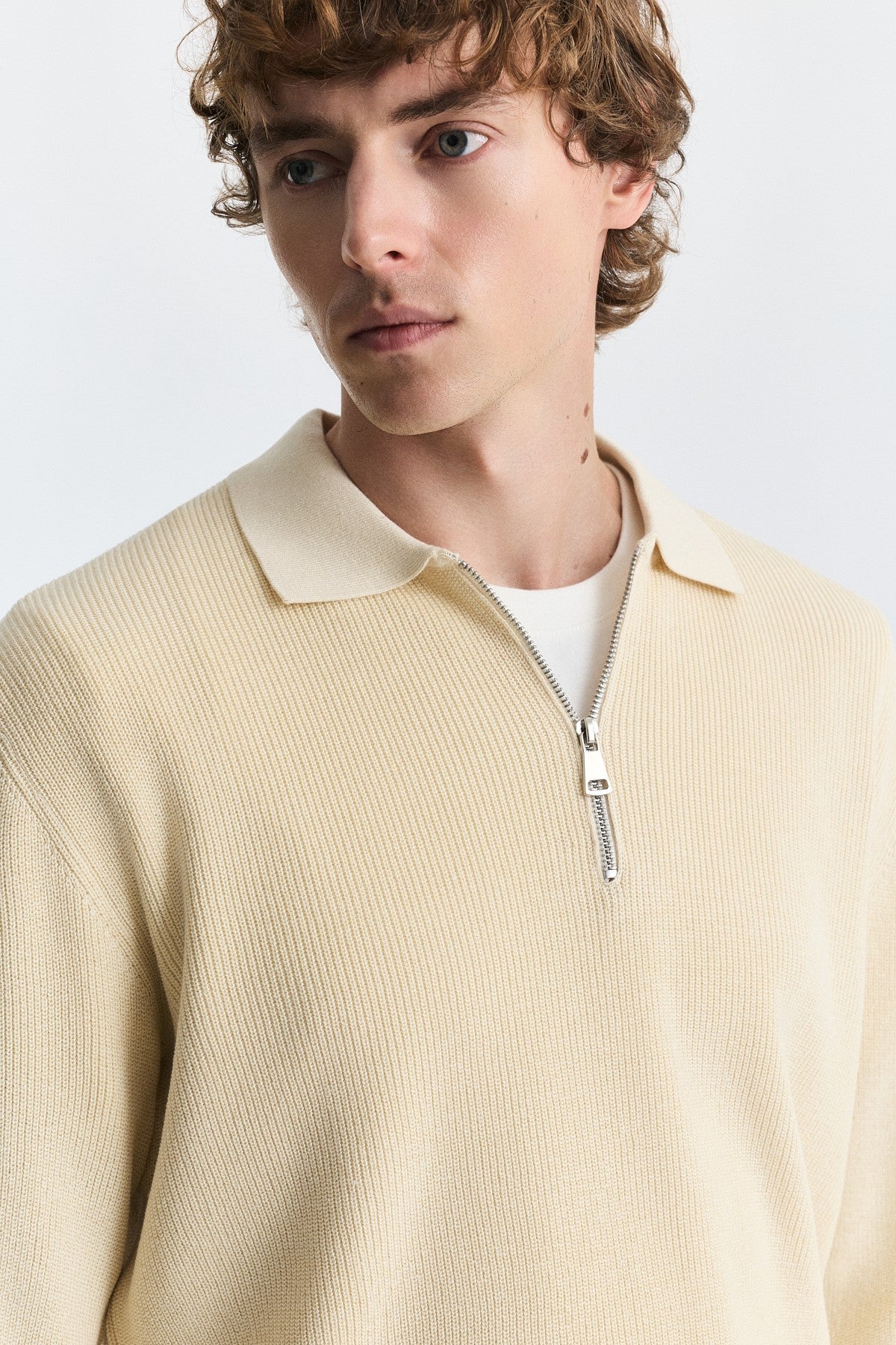 Men's Knit Sweater with a Zipper