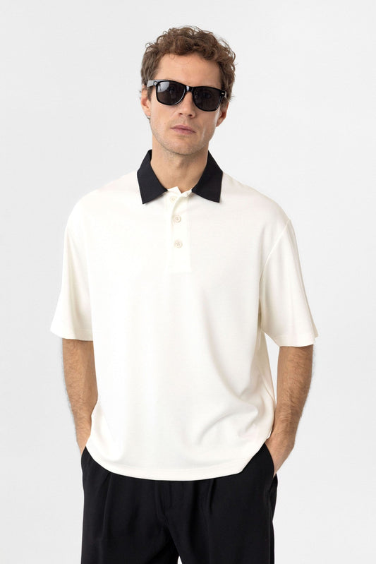 Men's T-Shirt with Contrast Collar and Interlock Weave