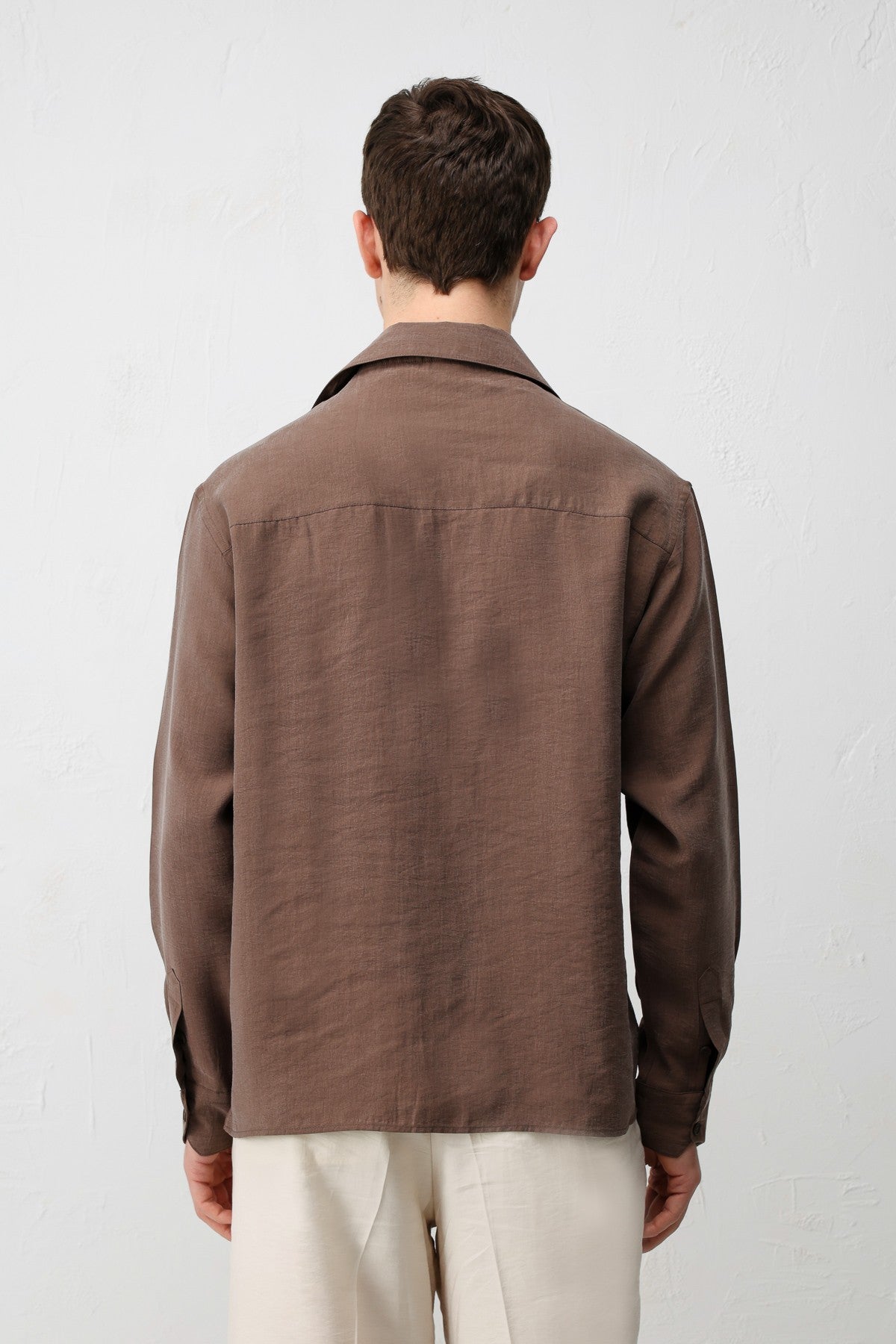 Antioch Men's Shirt with a Wide Collar in a Lyocell Blend