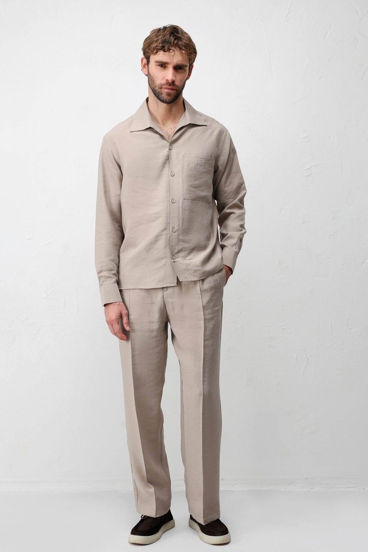 Antioch Men's Shirt with a Wide Collar in a Lyocell Blend