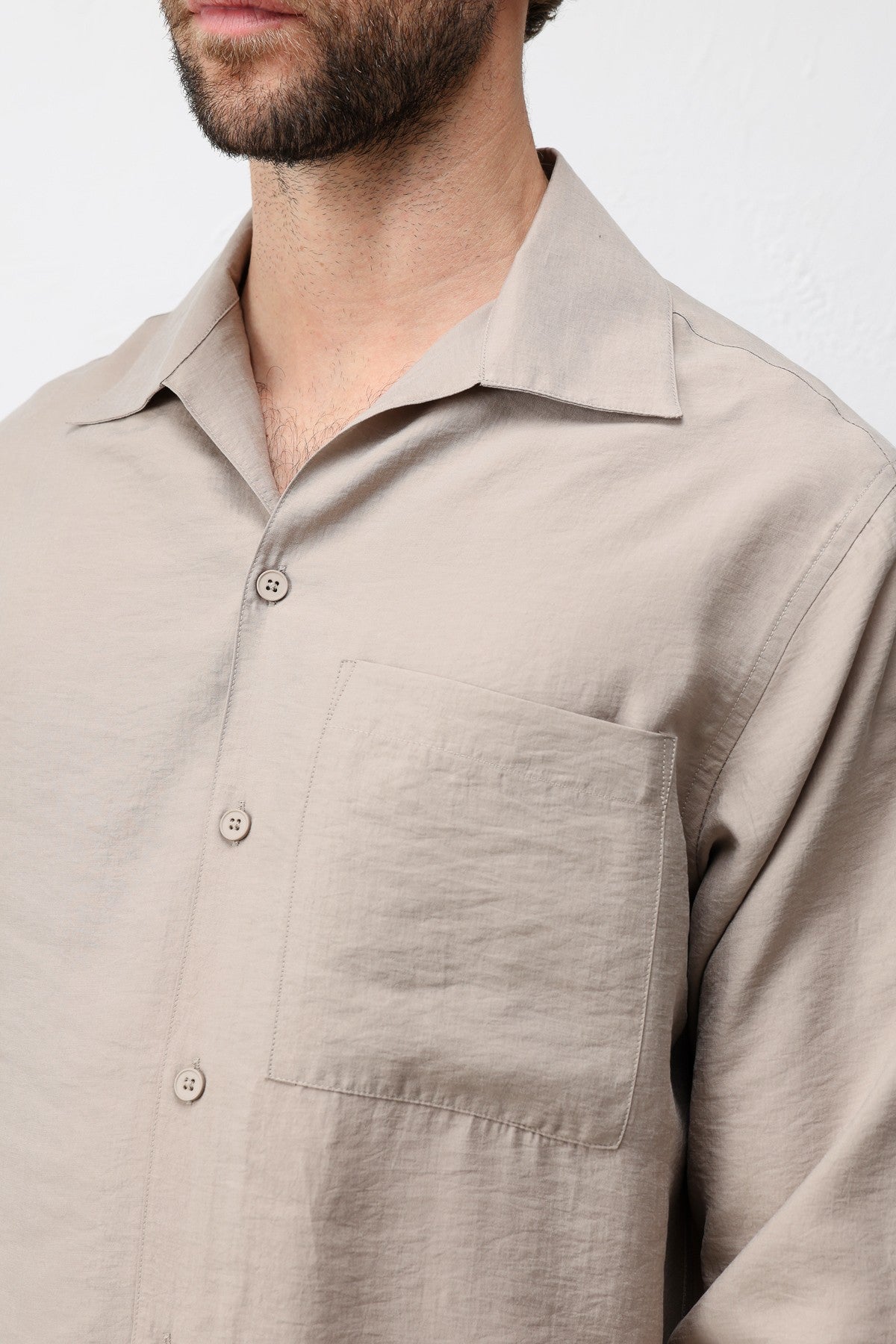 Antioch Men's Shirt with a Wide Collar in a Lyocell Blend