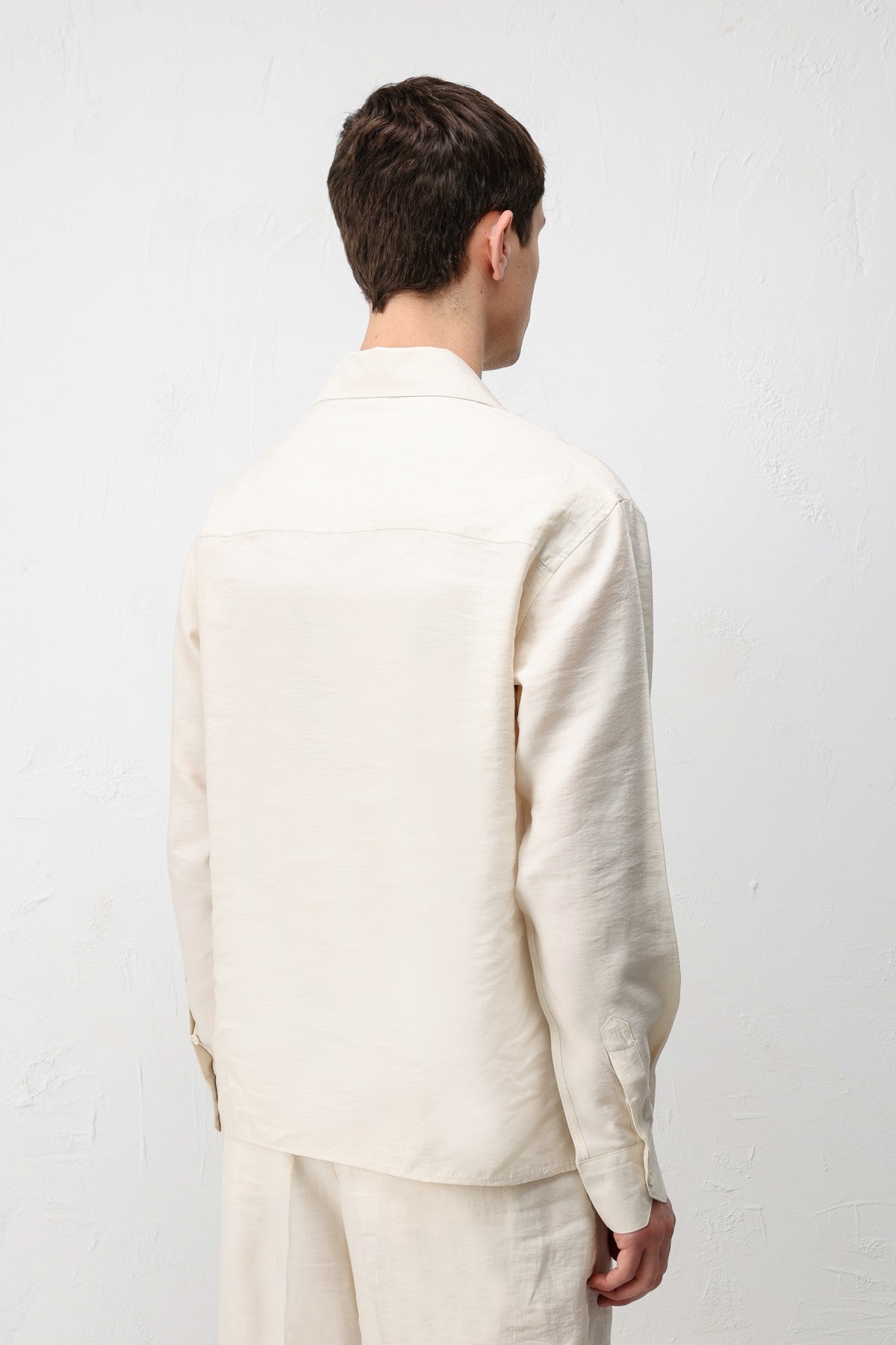 Antioch Men's Shirt with a Wide Collar in a Lyocell Blend