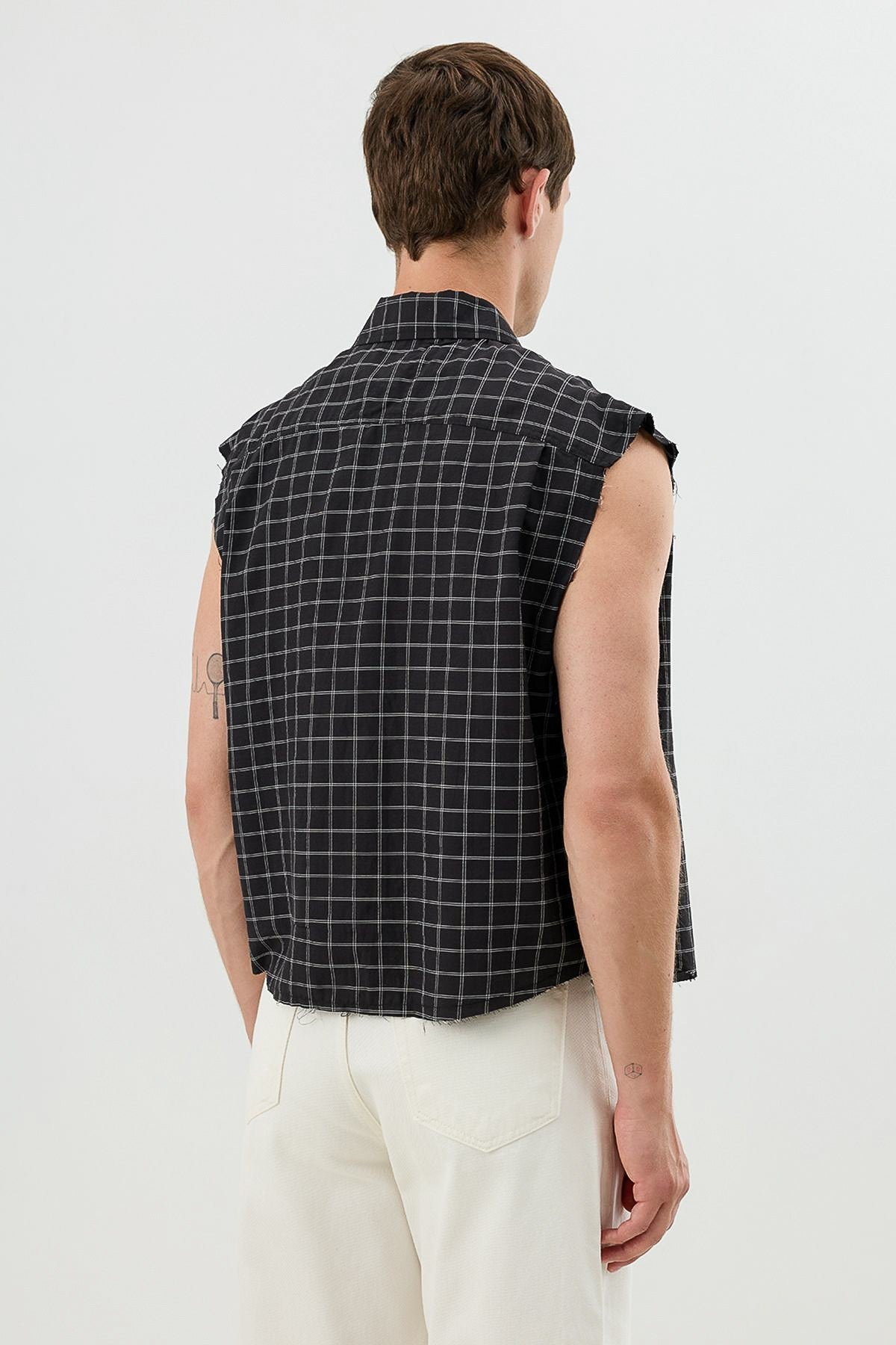 Boxy Fit Men's Sleeveless Shirt