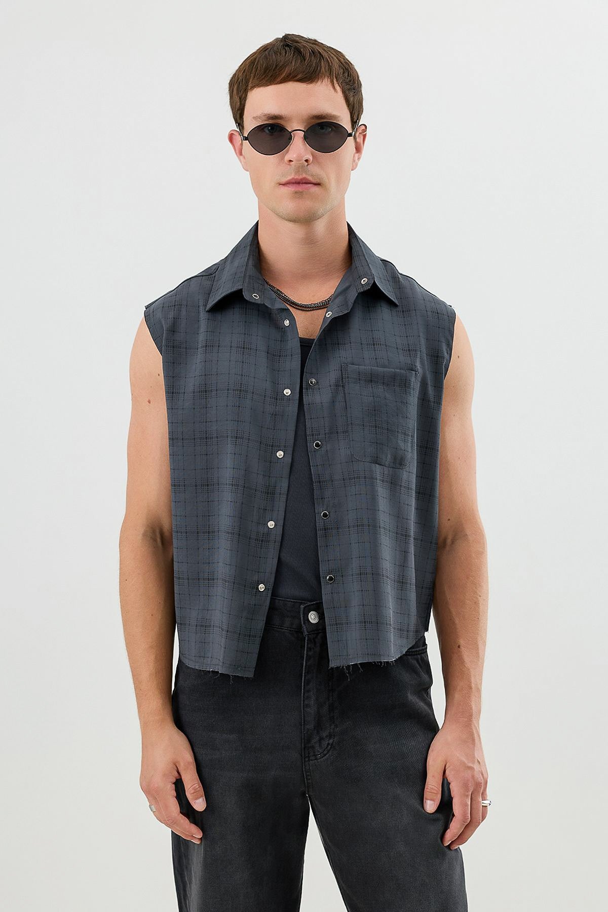 Men's Sleeveless Boxy-Fit Shirt with Modal Blend