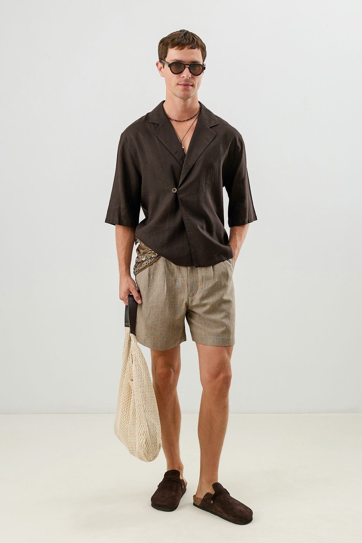 Men's Relaxed-Fit Symmetrical Shirt with Linen Blend