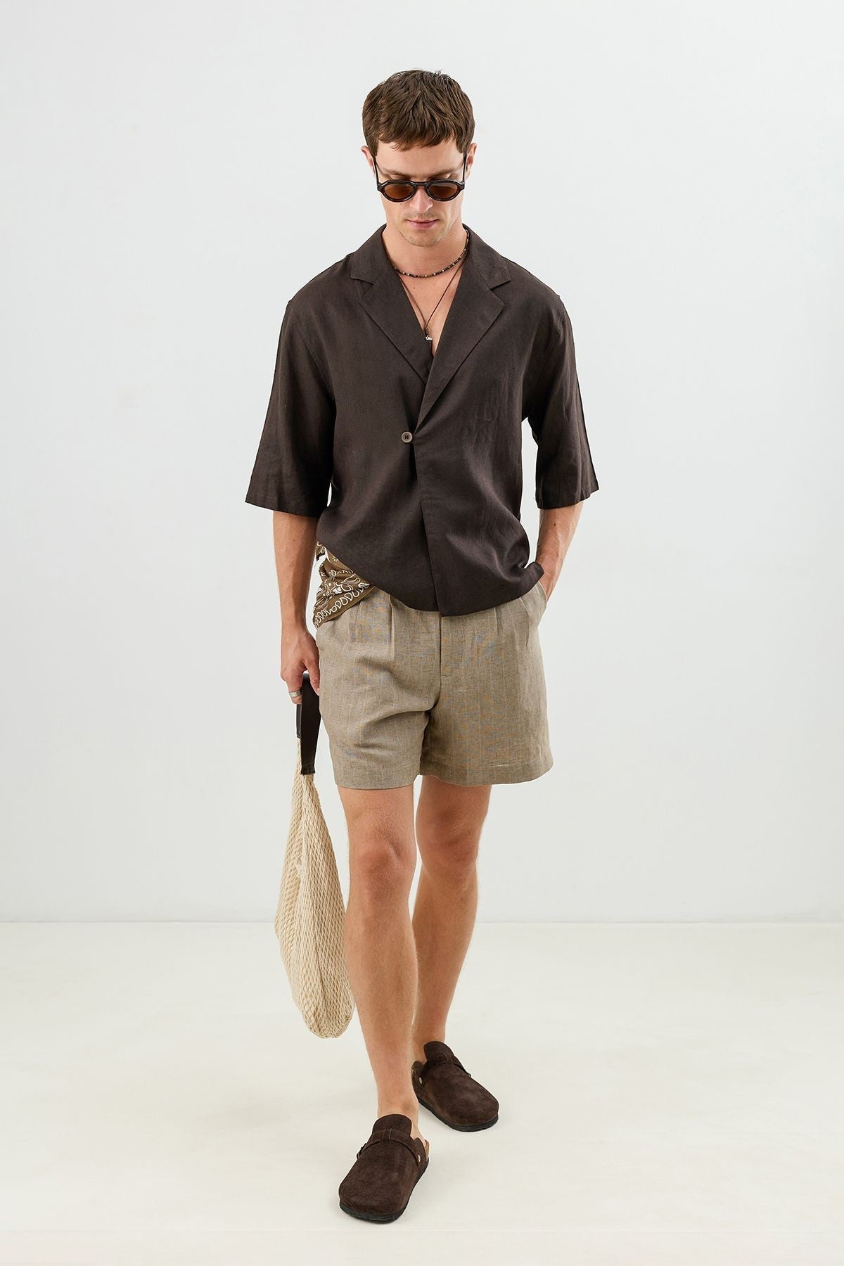 Men's Relaxed-Fit Symmetrical Shirt with Linen Blend