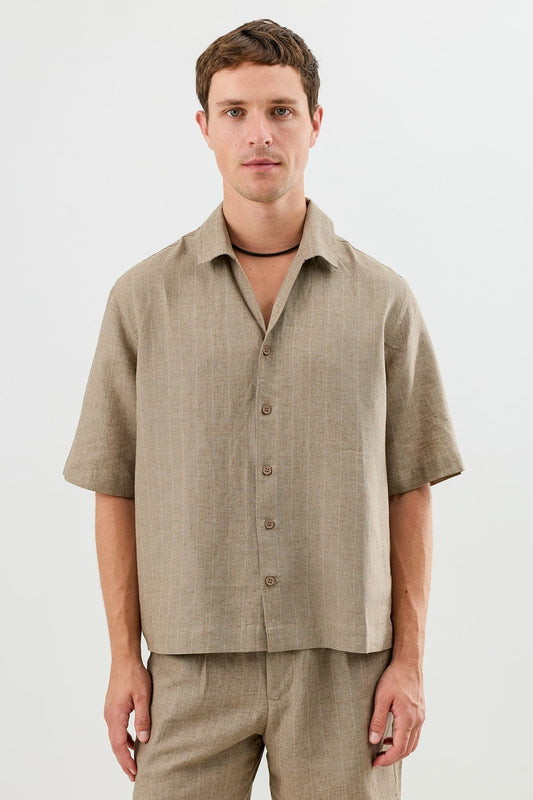 Men's Short-Sleeve Striped Relaxed-Fit Shirt with Linen Blend