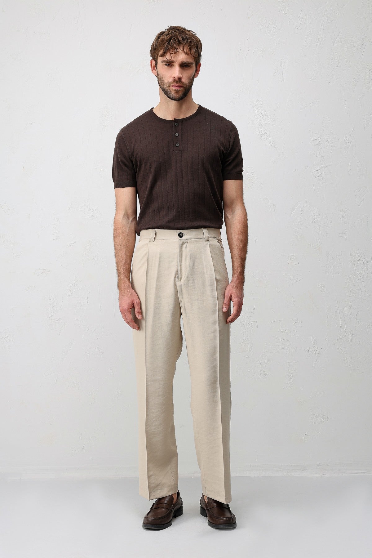 Antioch Pleated Relaxed-Fit Men's Pants