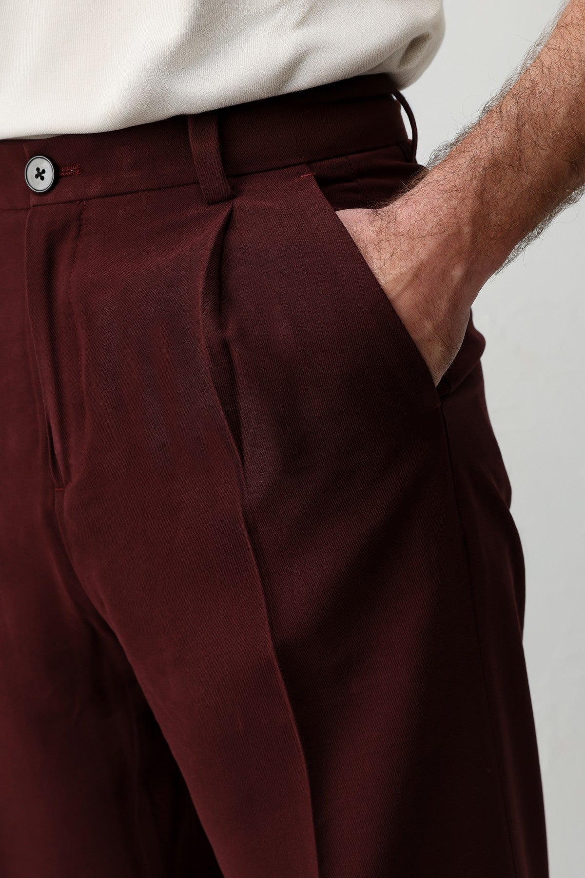 Antioch Pleated Relaxed-Fit Men's Pants