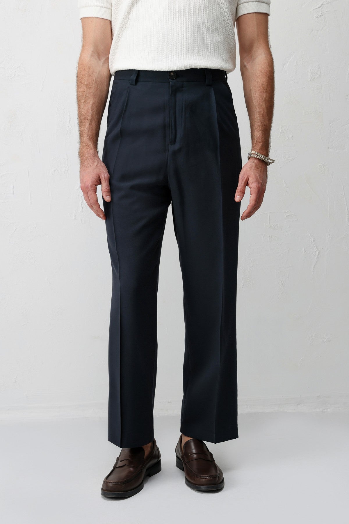 Antioch Pleated Relaxed-Fit Men's Pants