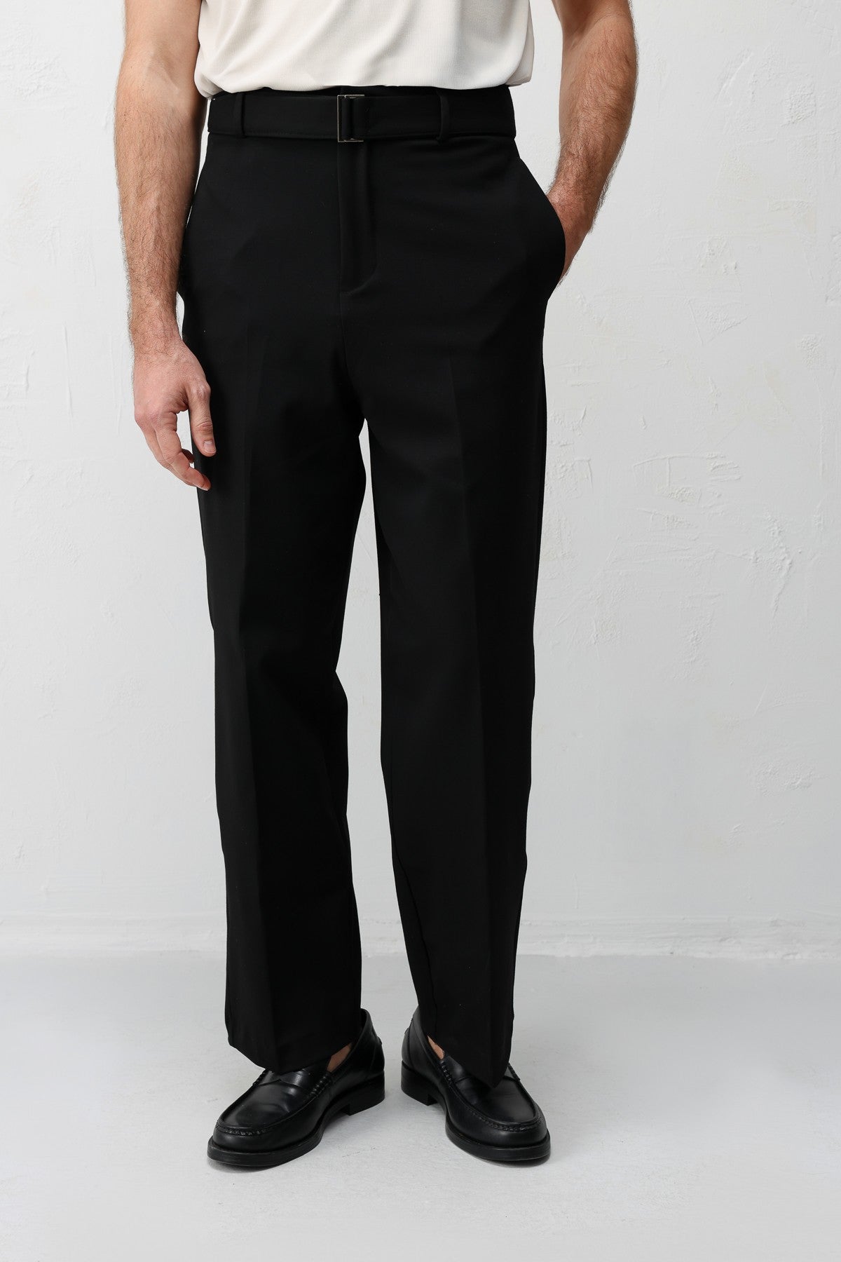 Antioch Relaxed-Fit Men's Pants with a Belt
