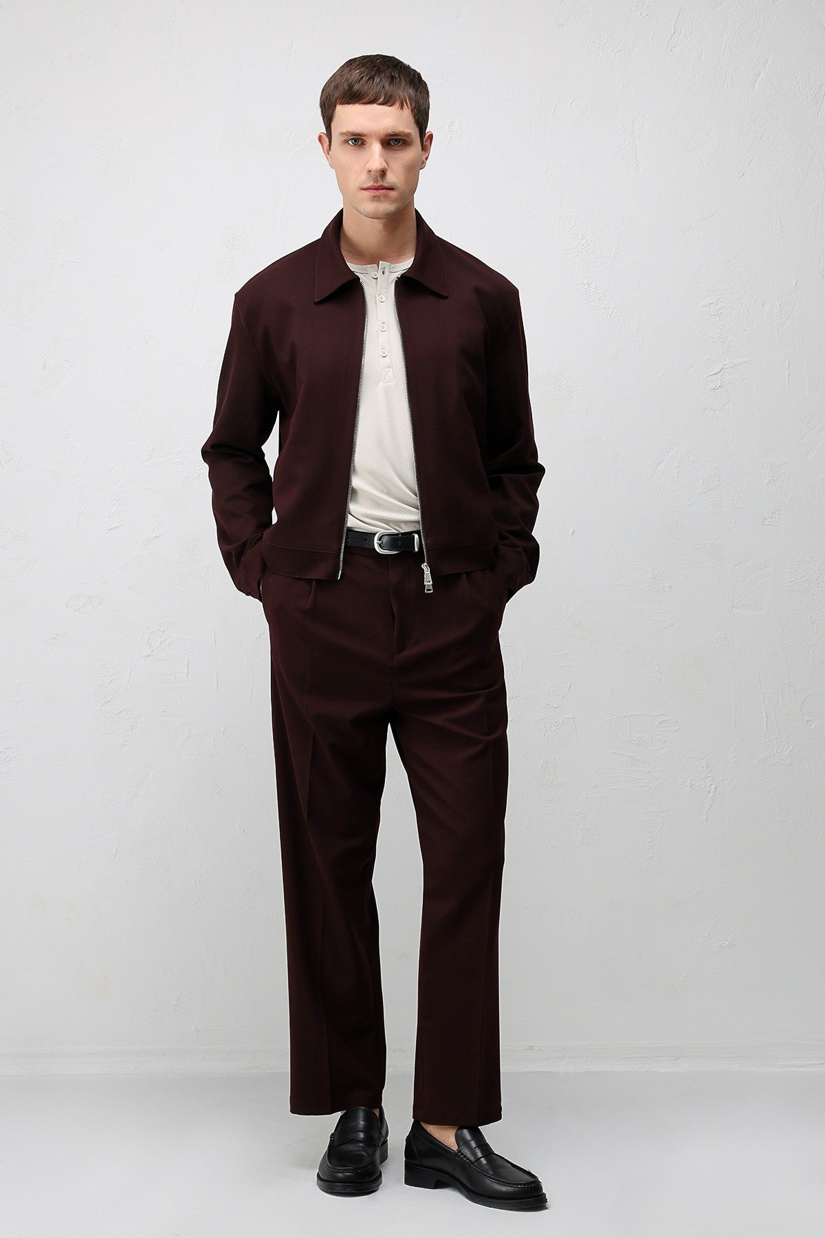Pleated Relaxed-Fit Men's Pants
