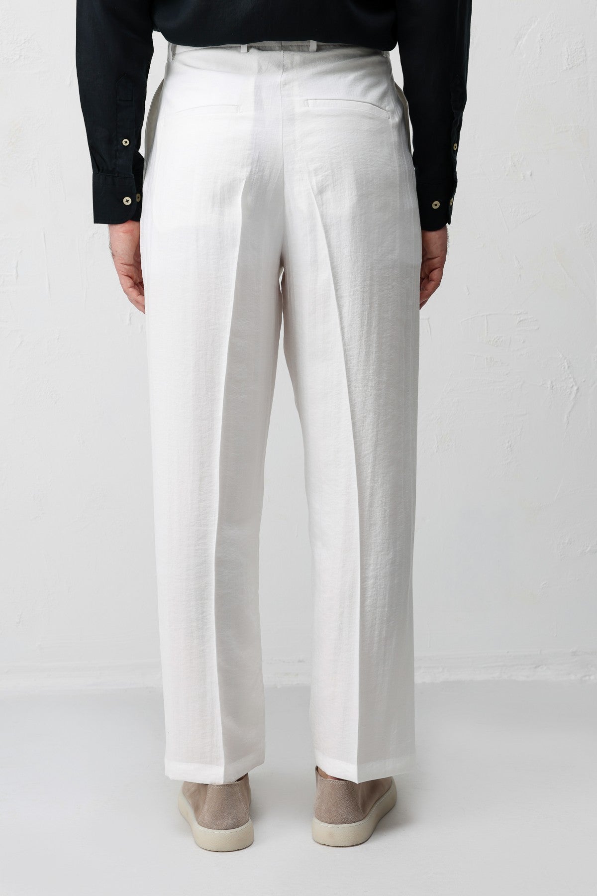 Antioch Lyocell Relaxed-Fit Pleated Men's Pants