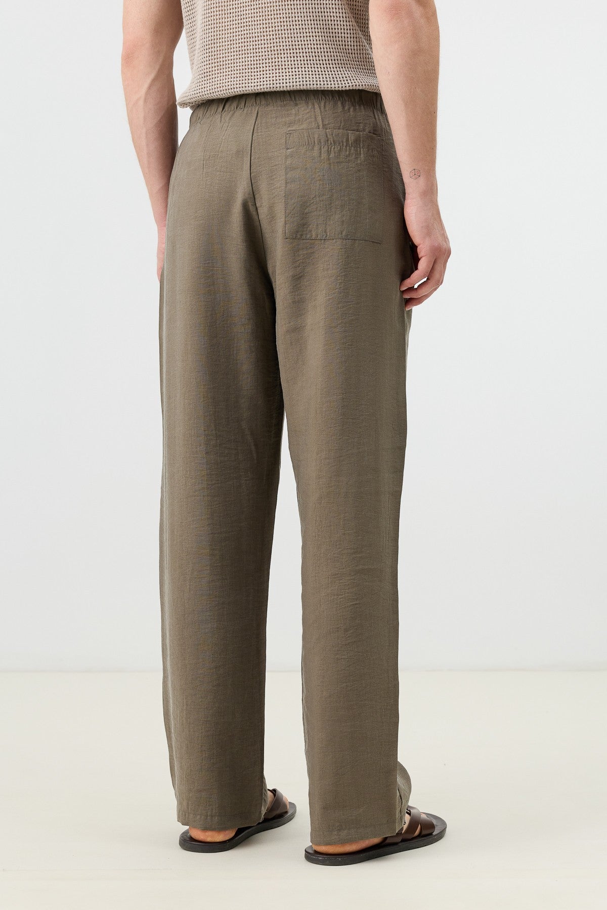 Men's Relaxed-Fit Pants with Lyocell Blend