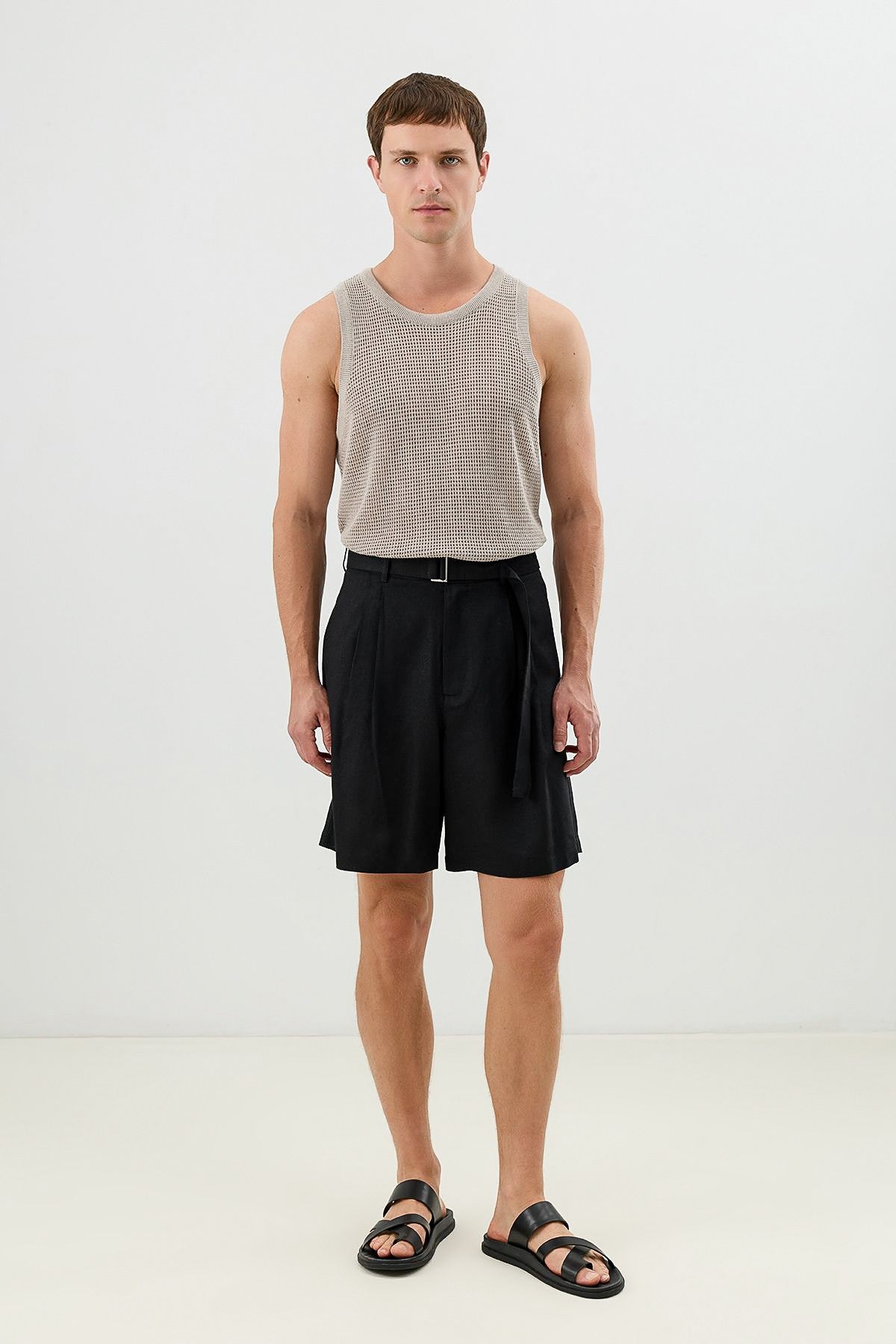 Linen-Blend Shorts with a Belt