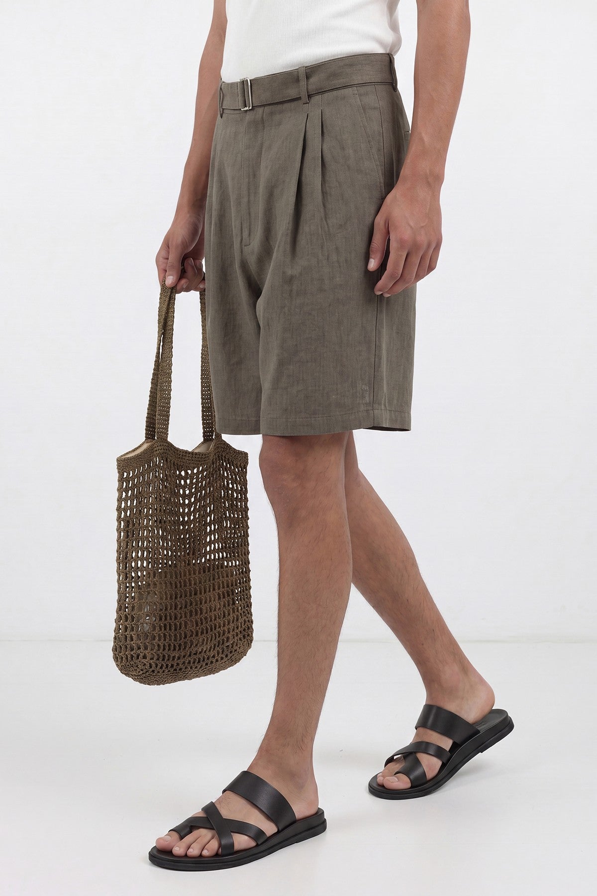 Linen-Blend Shorts with a Belt