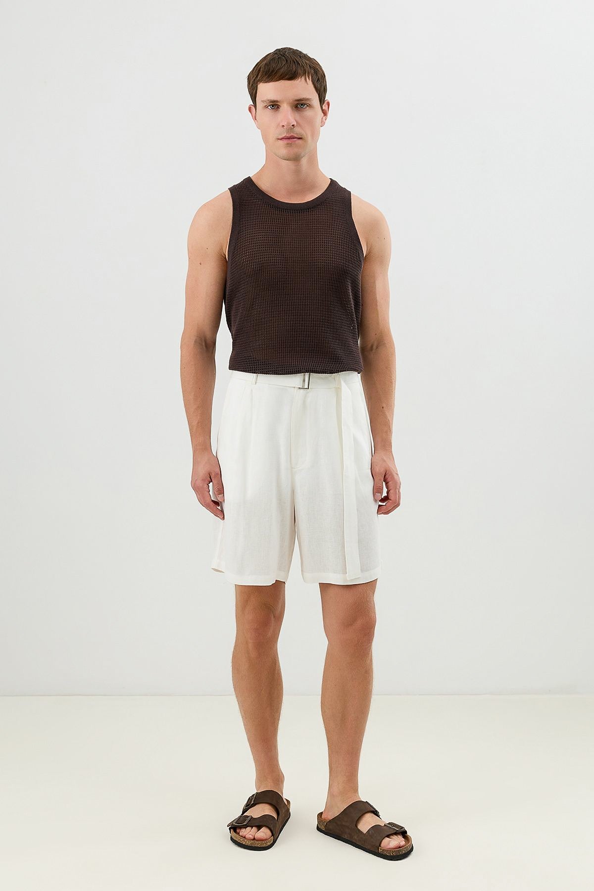 Linen-Blend Shorts with a Belt