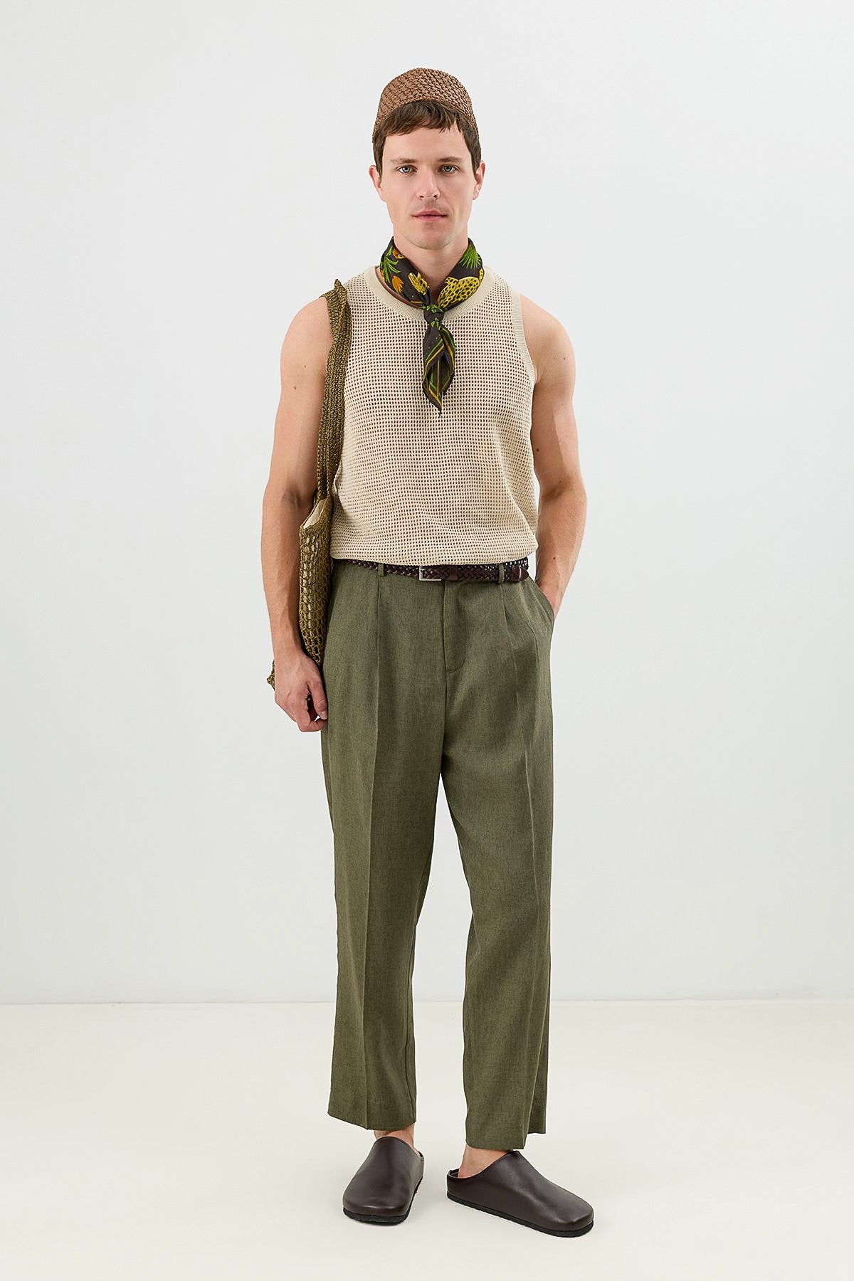 Men's Linen-Blend Pants with an Elastic Waistband
