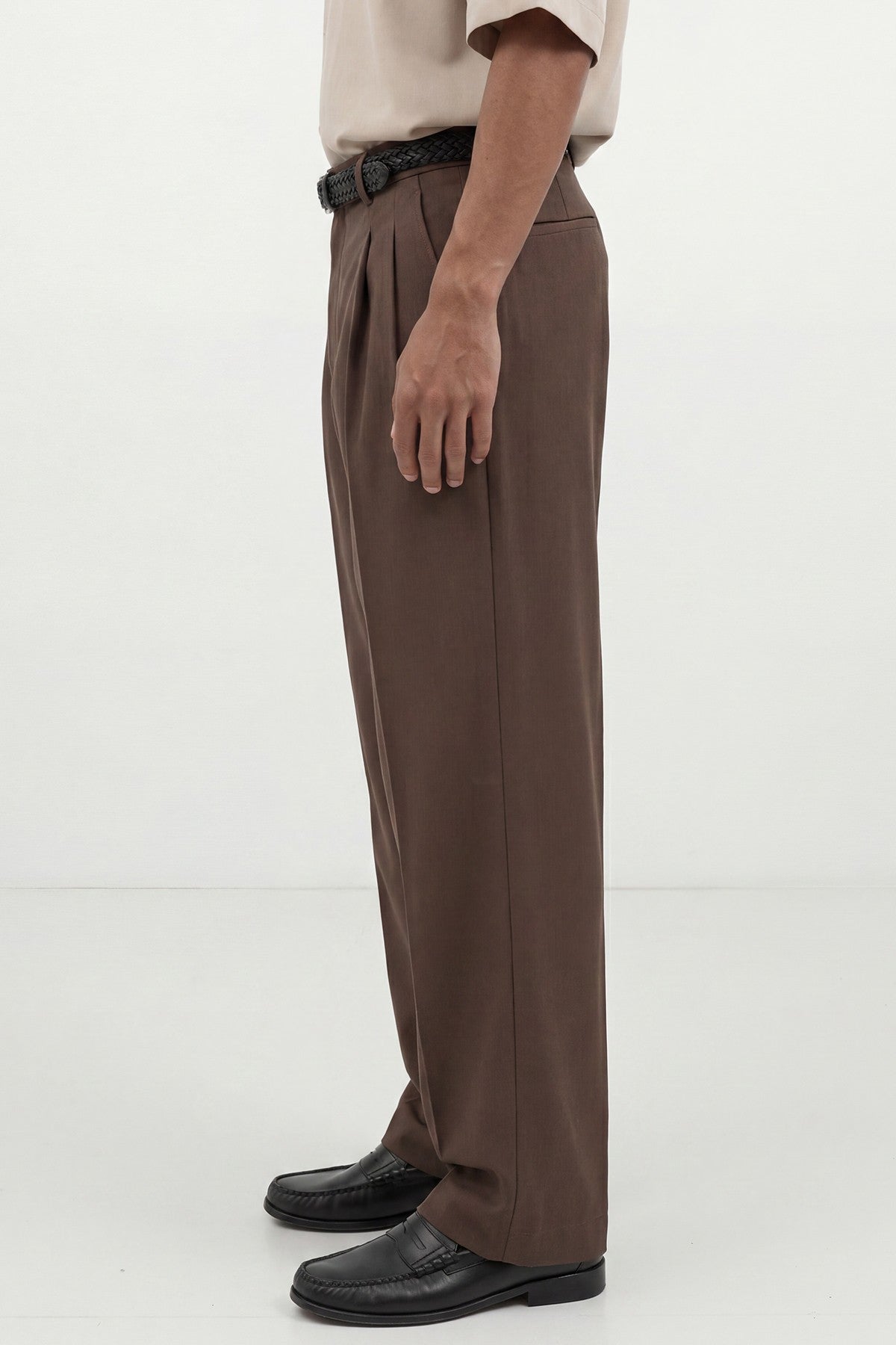 Pleated Relaxed-Fit Men's Pants