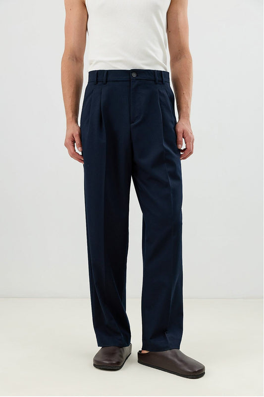 Pleated Relaxed-Fit Men's Pants