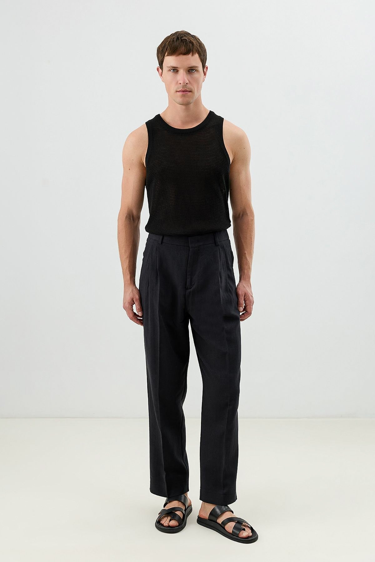 Men's Pleated Pants with Linen Blend