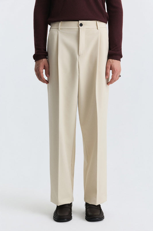 Relaxed Pleated Pants