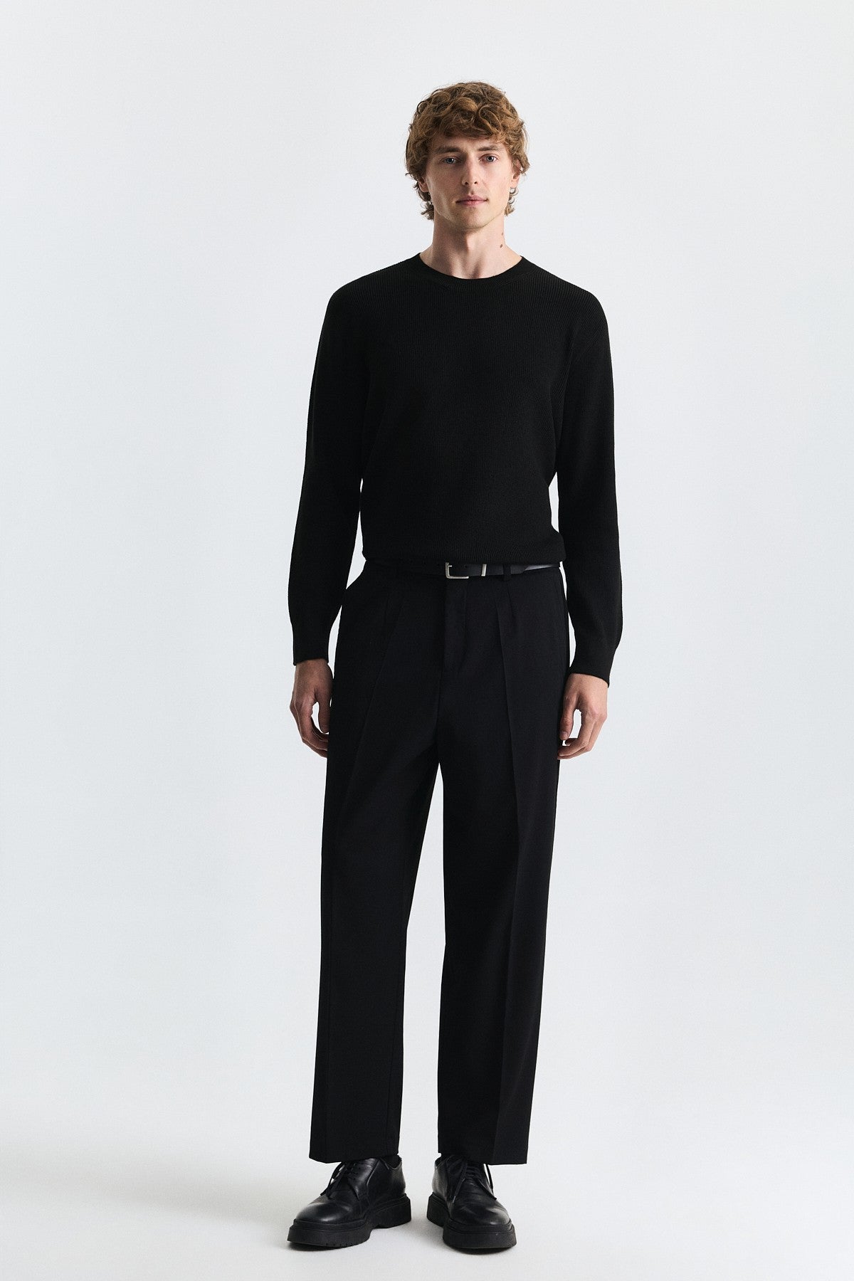 Wool-Blend Pleated Pants